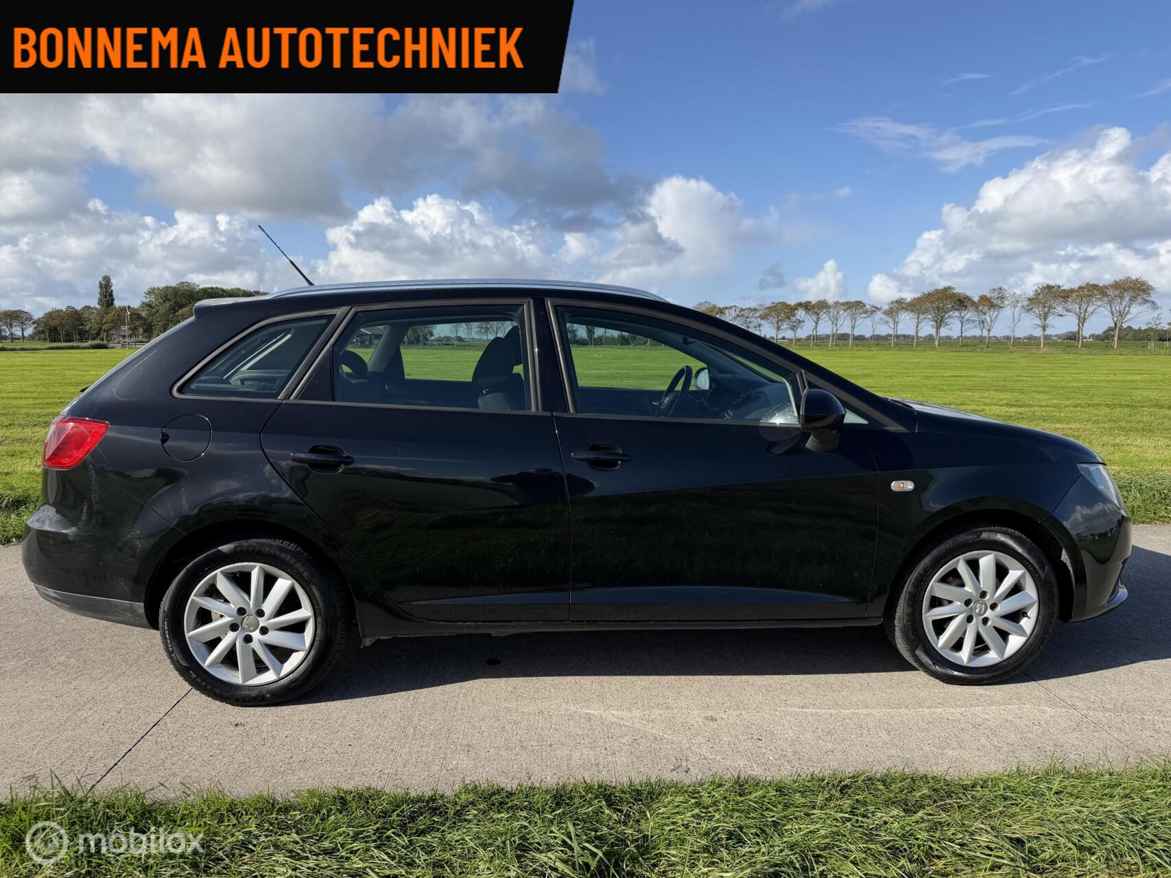 Foto van Seat Ibiza ST