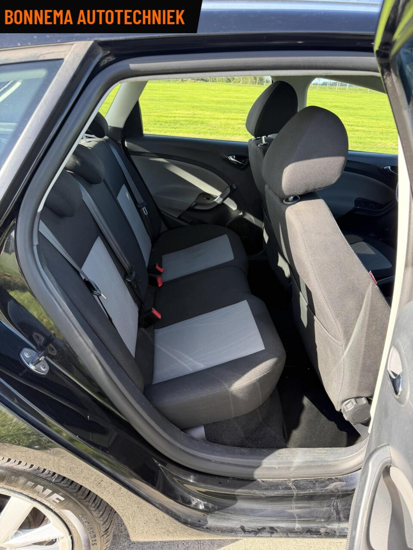 Foto van Seat Ibiza ST