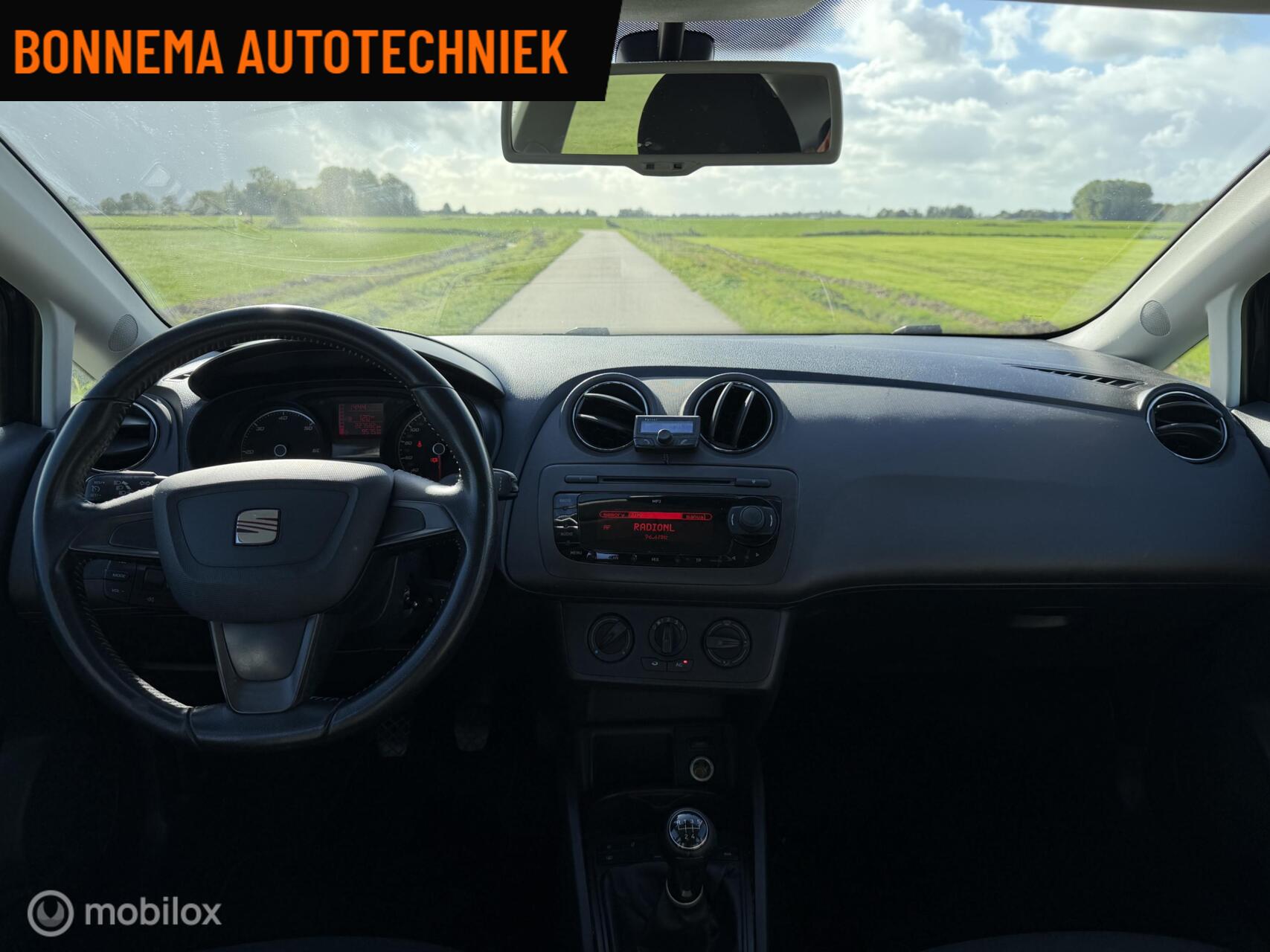 Foto van Seat Ibiza ST