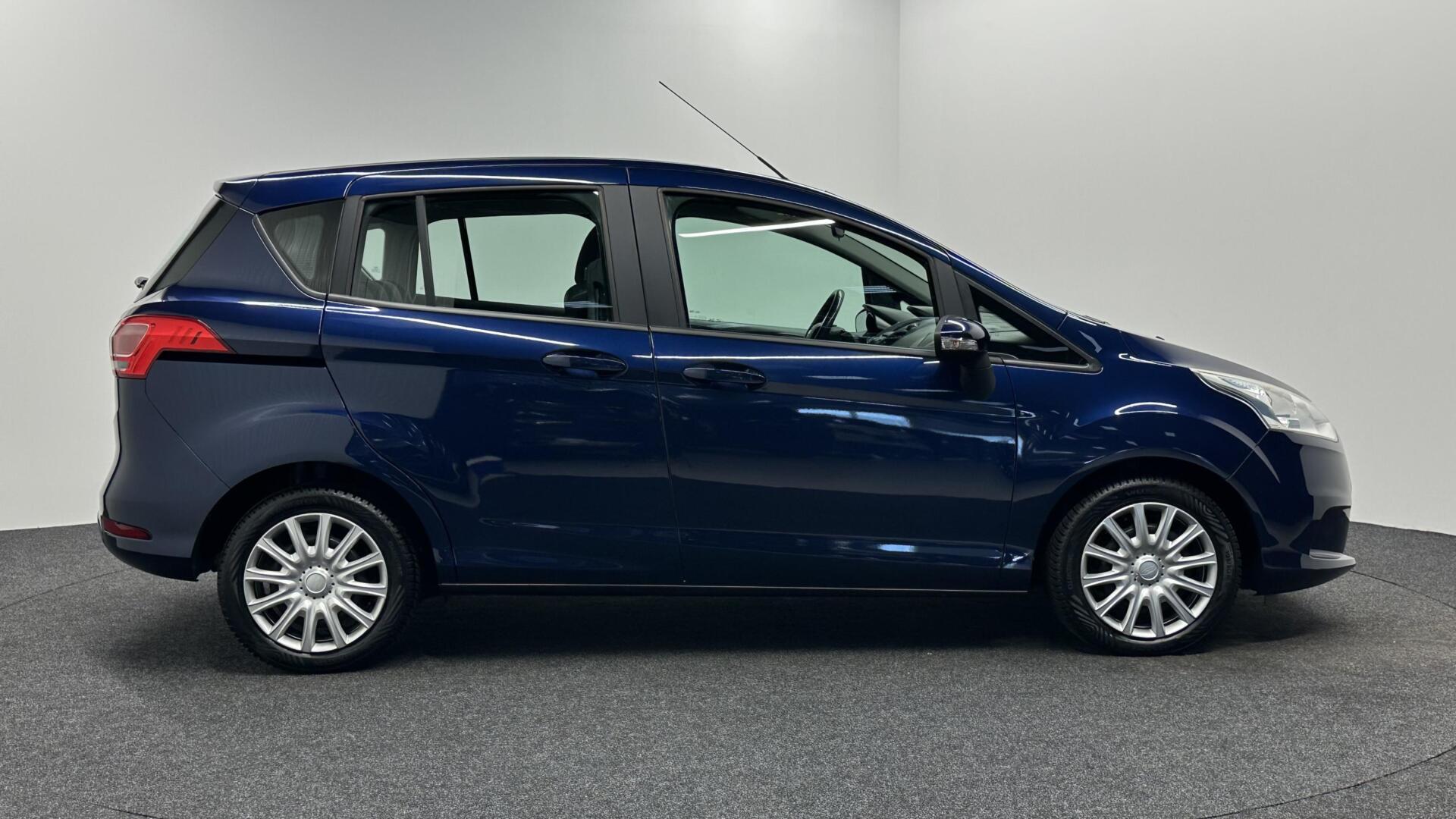 Foto van Ford B-max
