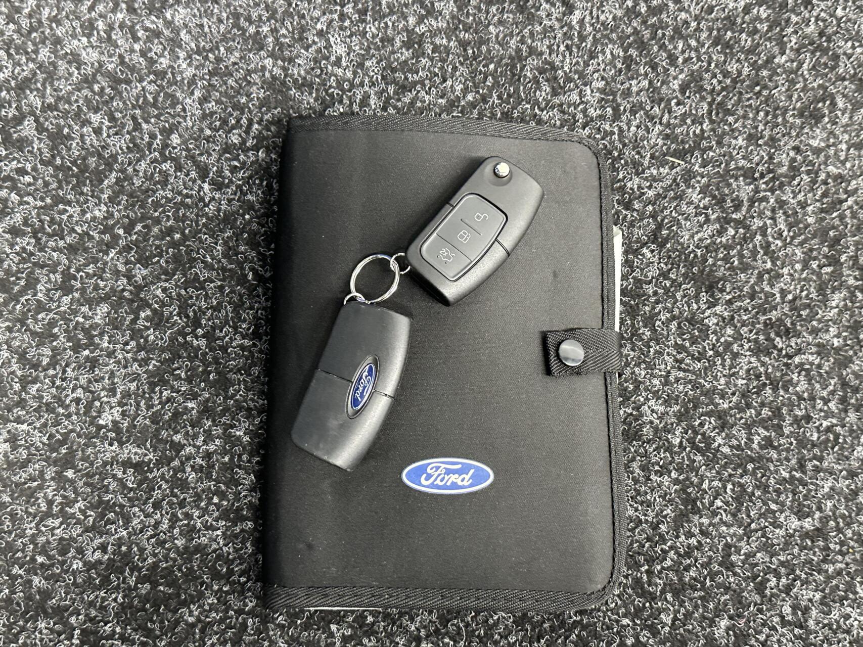 Foto van Ford B-max