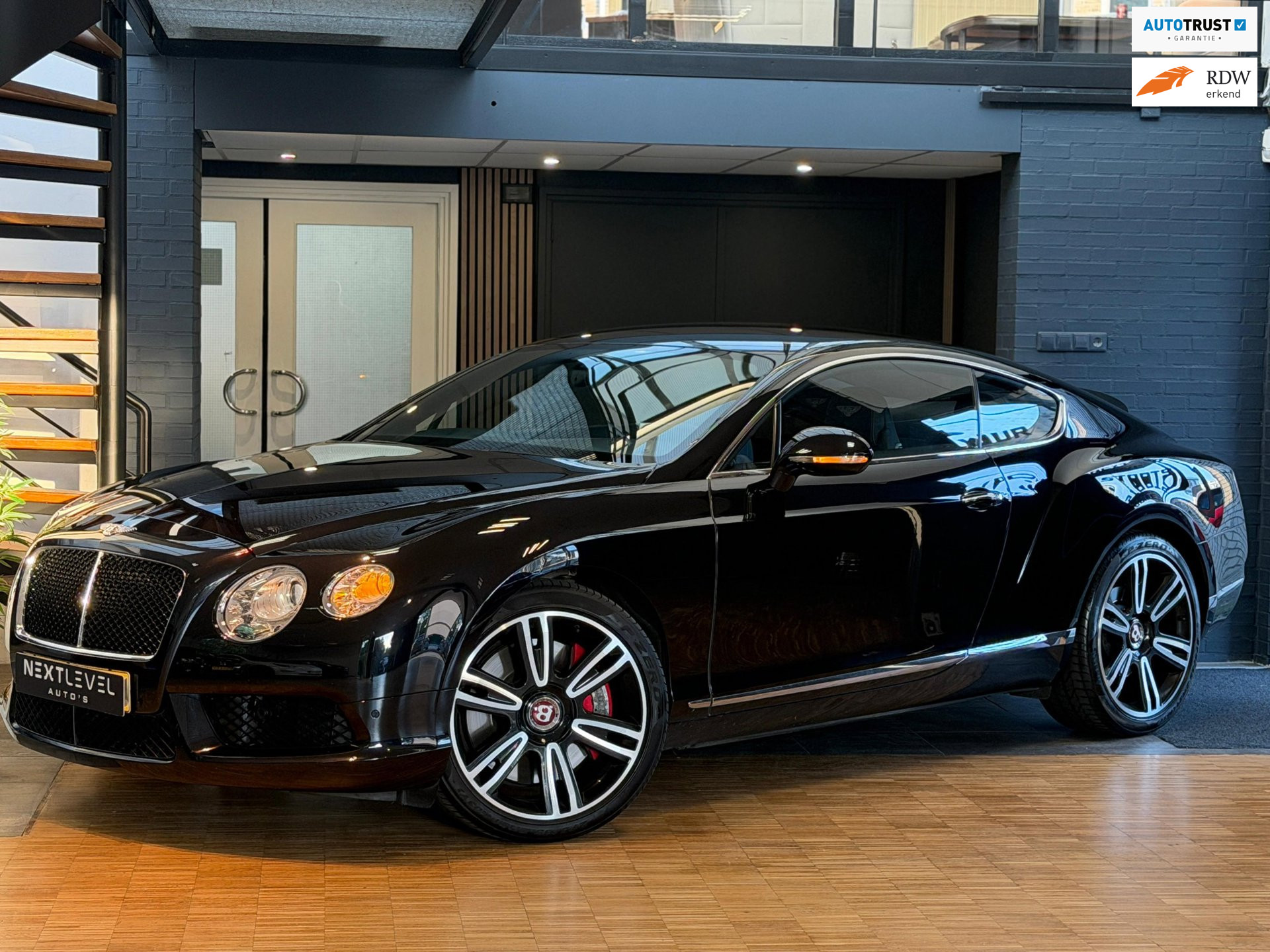 Bentley Bentley Continental GT V8 4.0 V8 Coupé 507PK Airmatic Massage Keyless Ventileerde Stoelen 2013 - voorkant