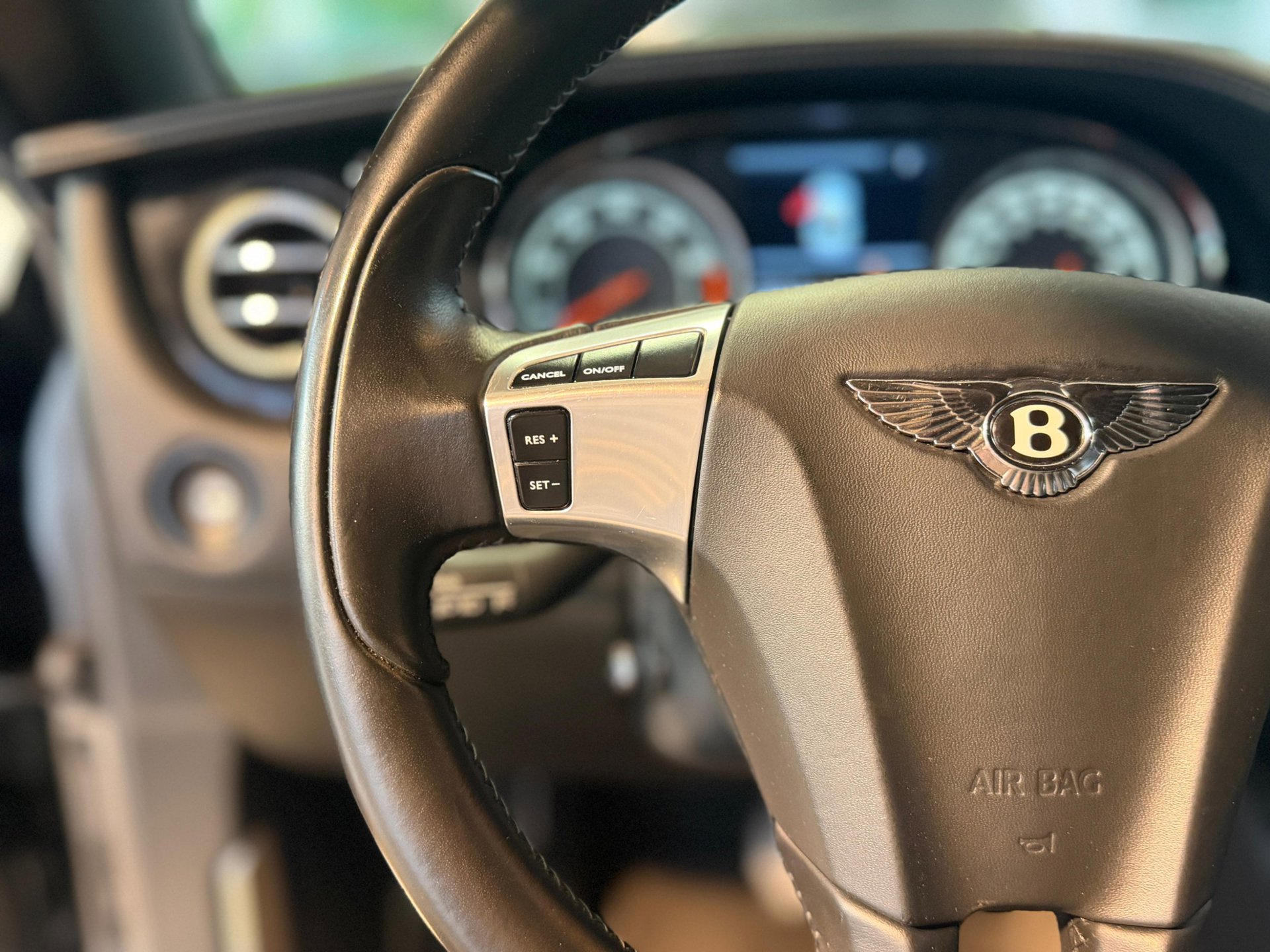 Foto van Bentley Bentley Continental GT V8