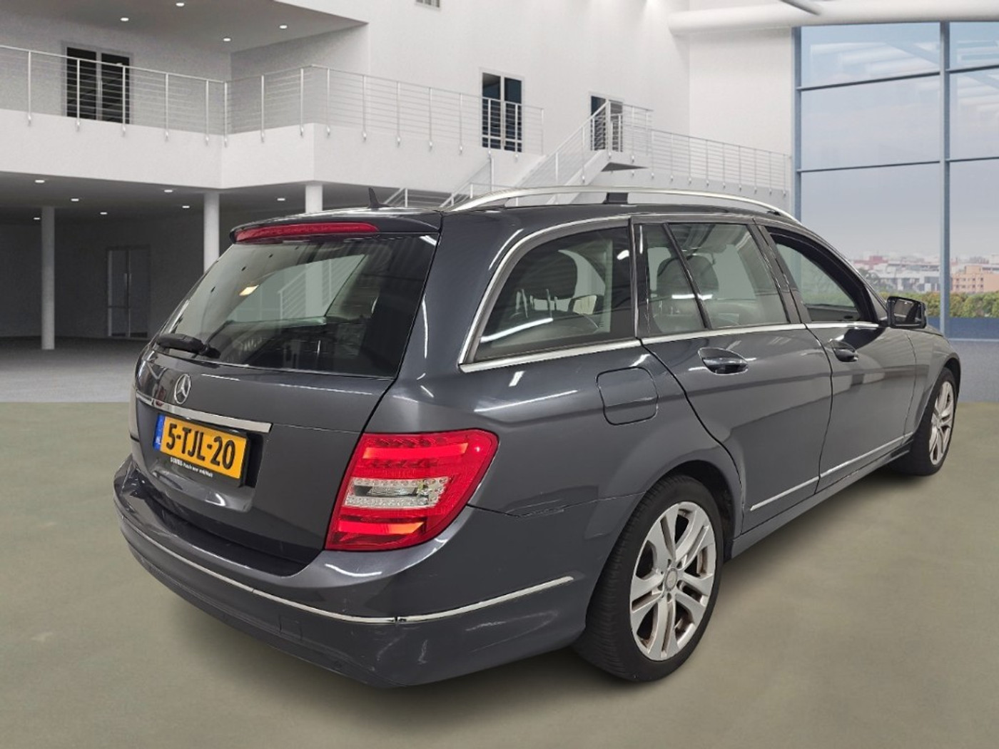 Foto van Mercedes-Benz C 180