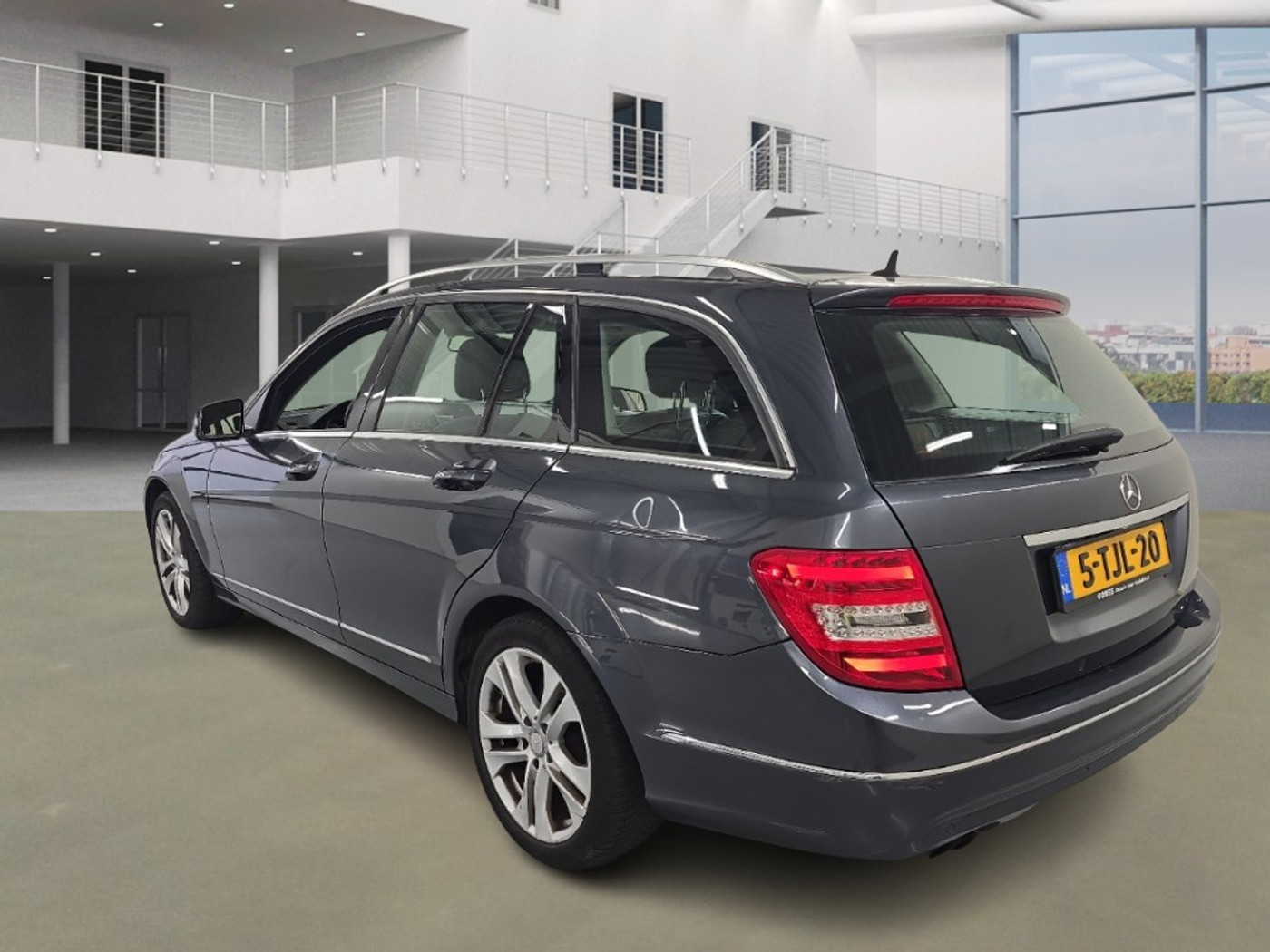 Foto van Mercedes-Benz C 180