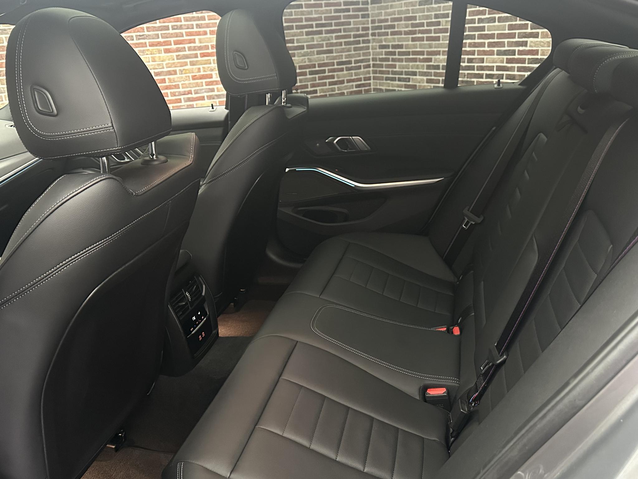 Foto van BMW 330e
