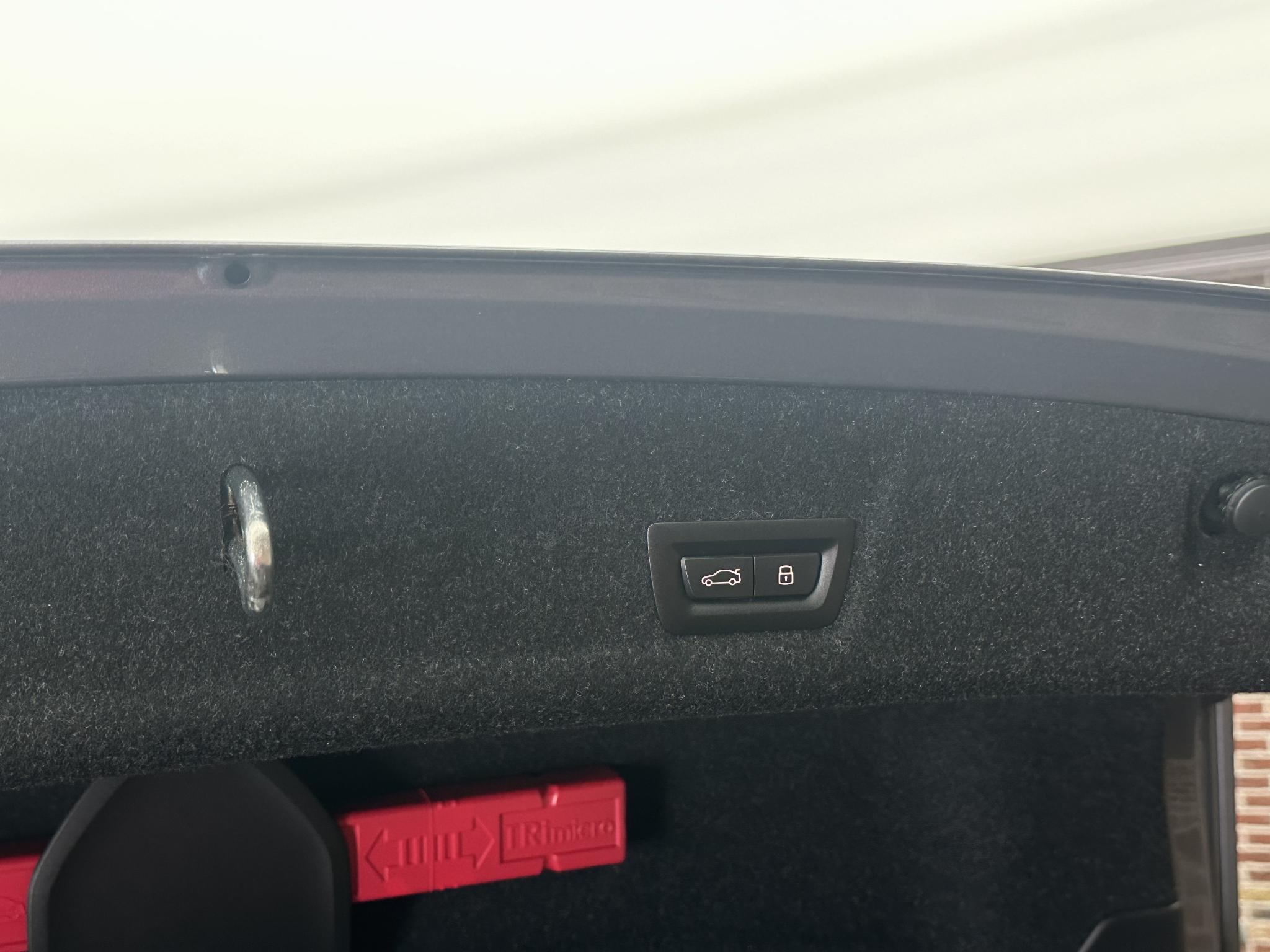 Foto van BMW 330e