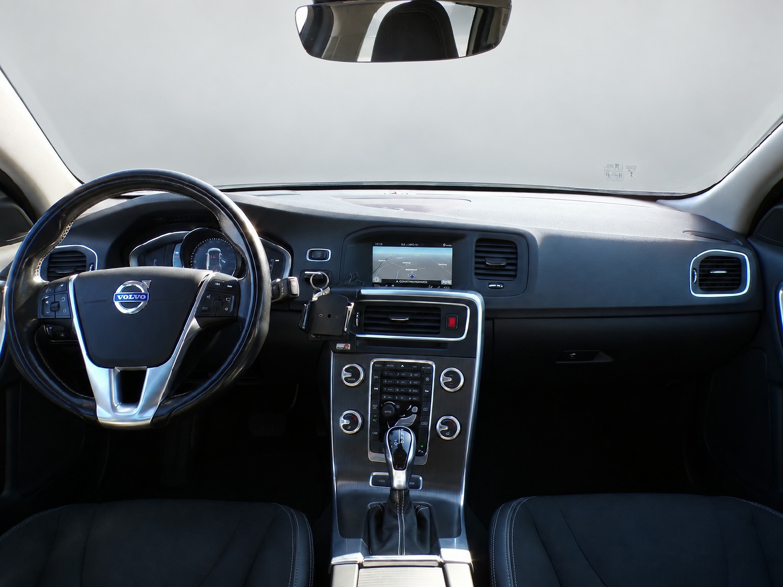 Foto van Volvo V60 Plug In Hybrid