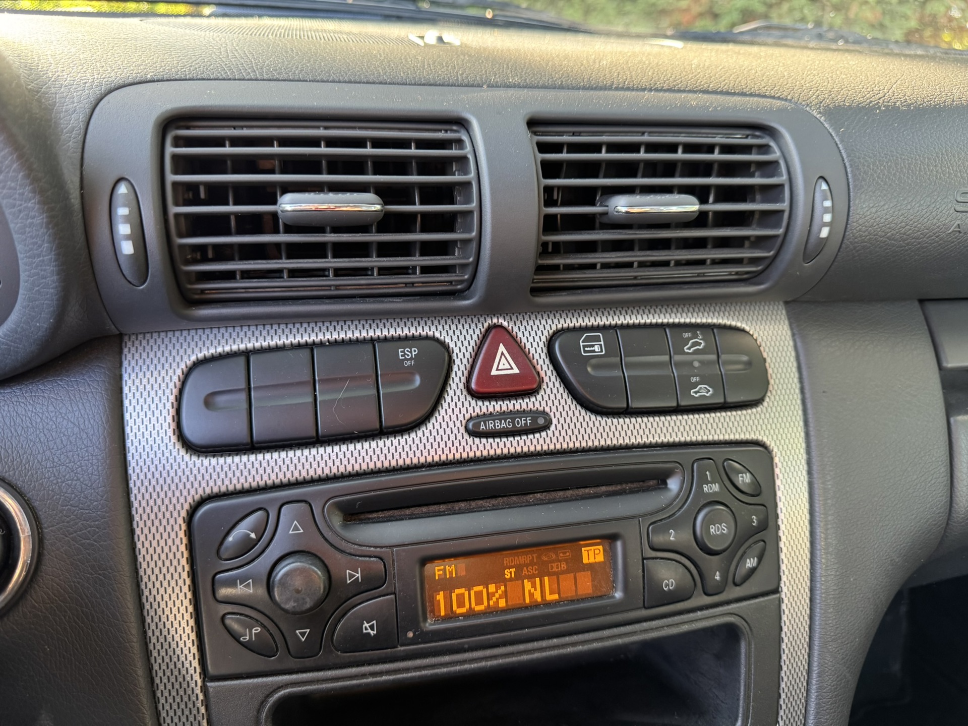 Foto van Mercedes-Benz C 180 Kompressor