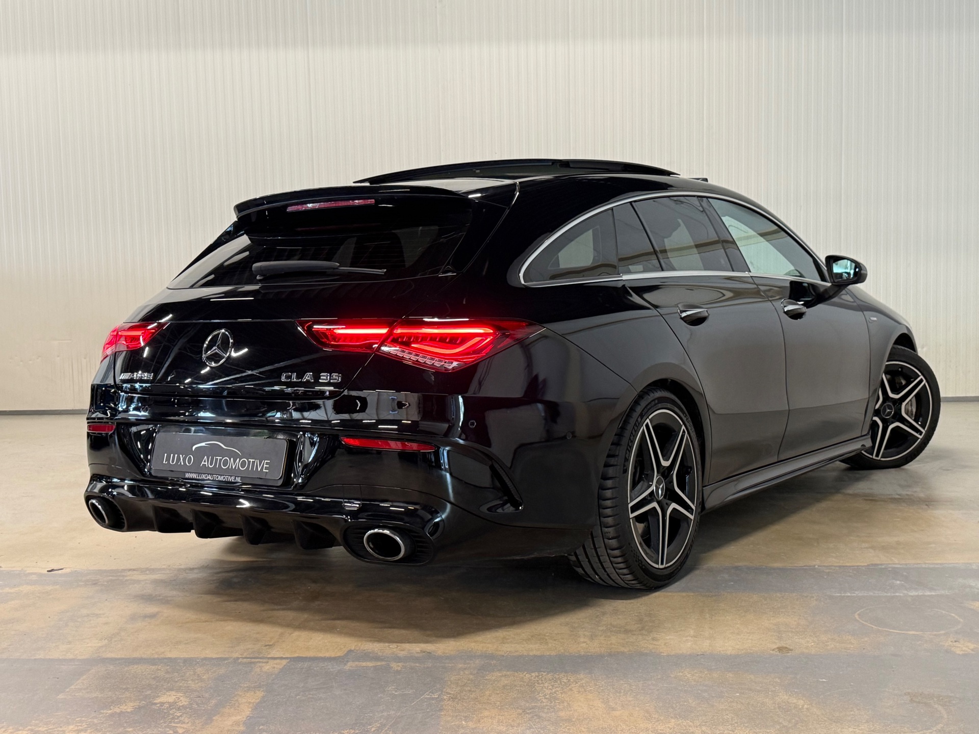 Foto van Mercedes-Benz AMG Cla 35