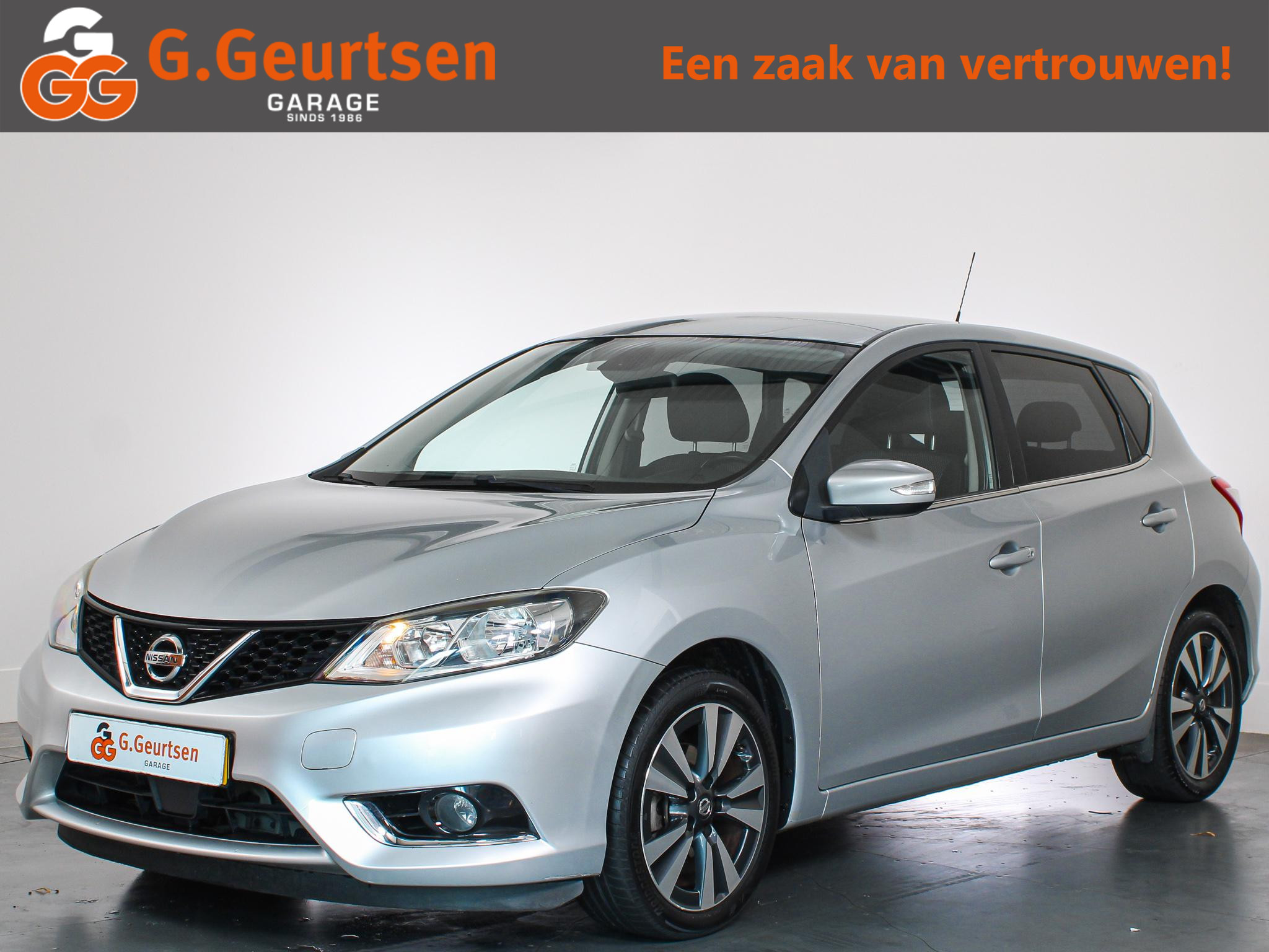 Nissan Nissan Pulsar 1.2 DIG-T Connect Edition 2015 - voorkant