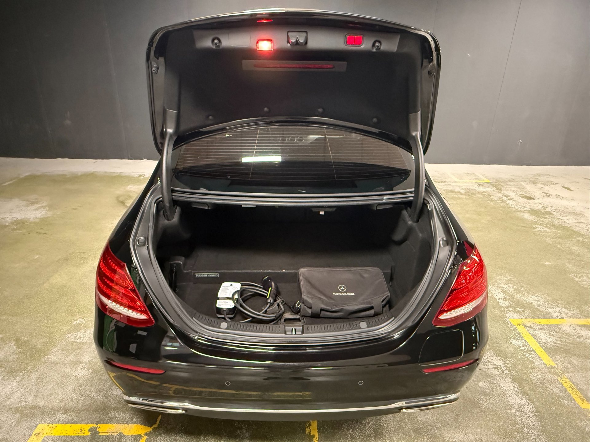 Foto van Mercedes-Benz E 350 E