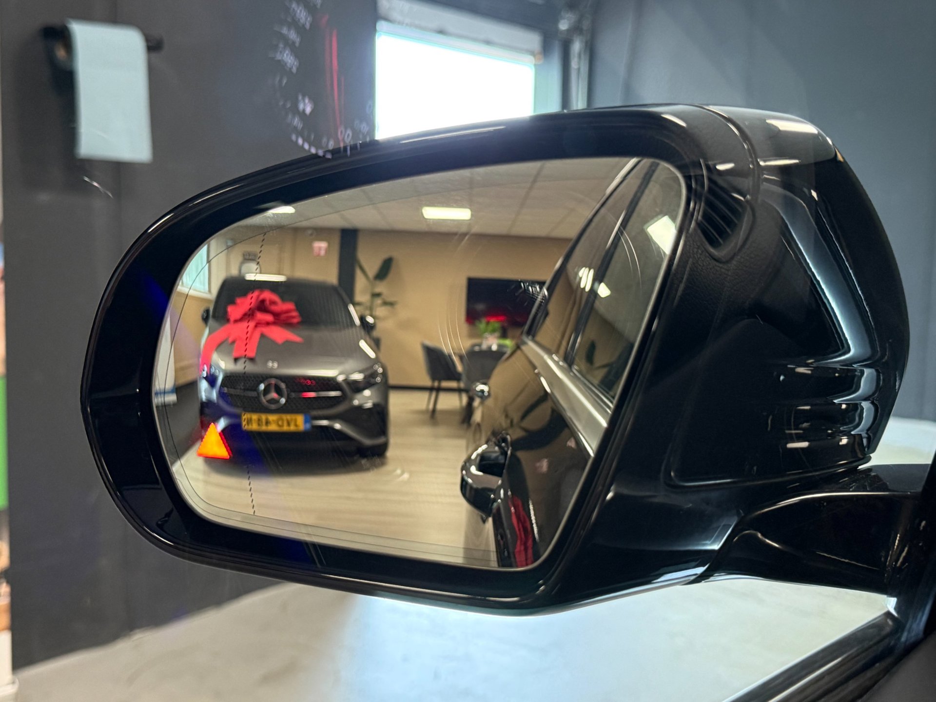 Foto van Mercedes-Benz E 350 E