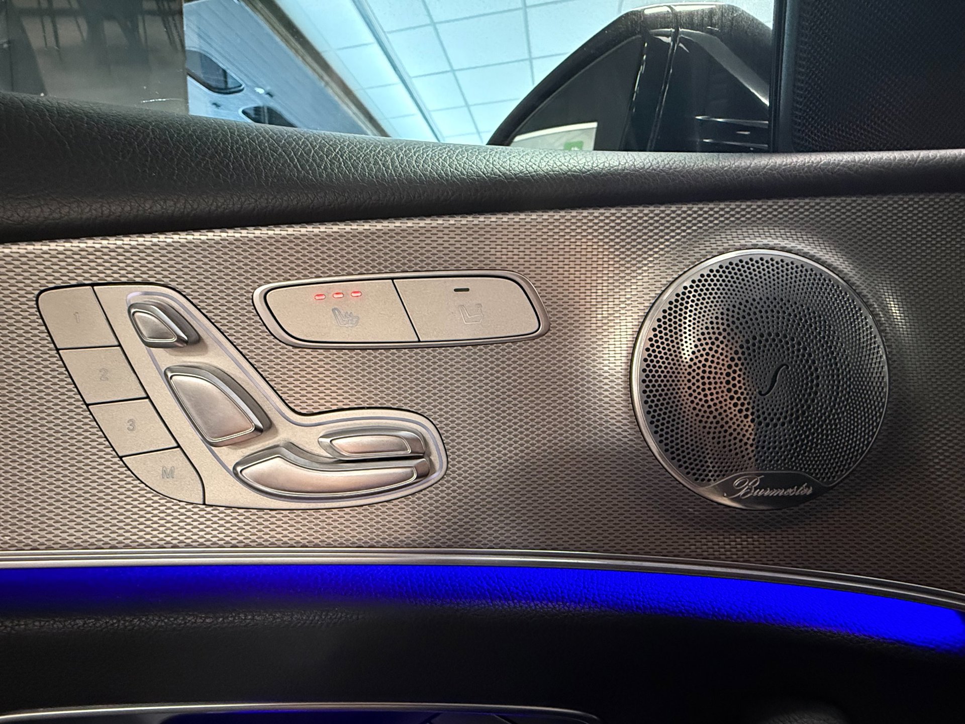 Foto van Mercedes-Benz E 350 E