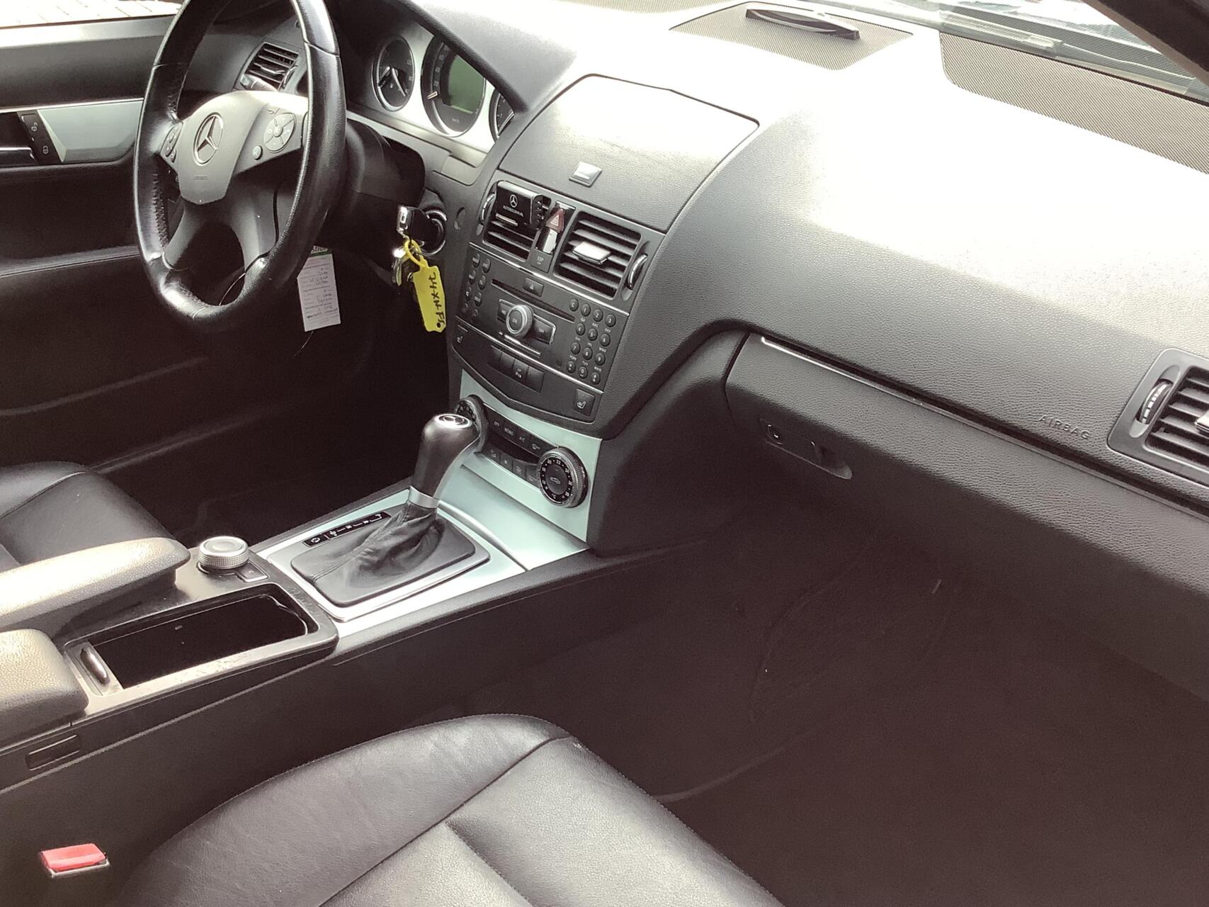 Foto van Mercedes-Benz C 280