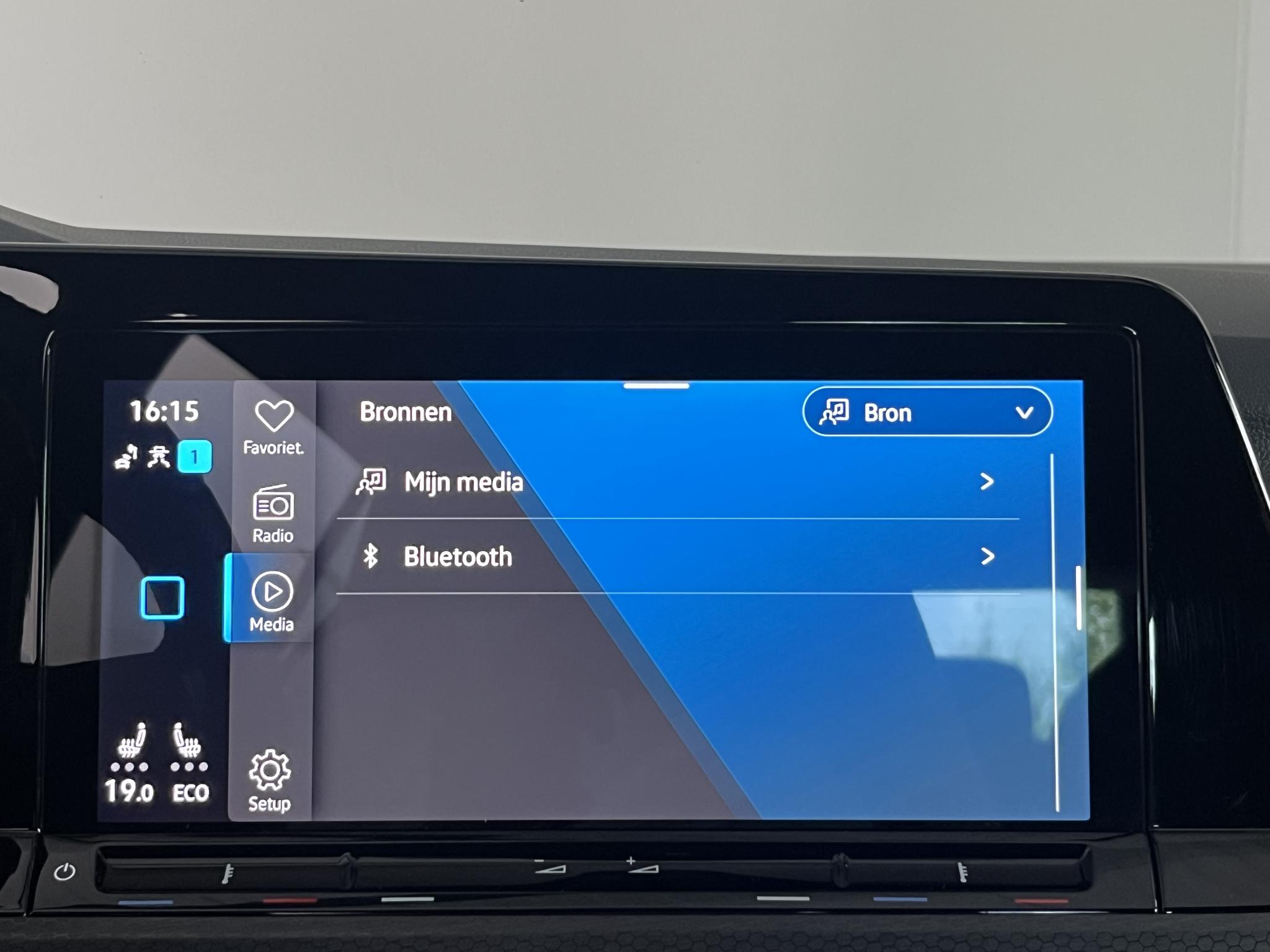 Foto van Volkswagen Golf GTE