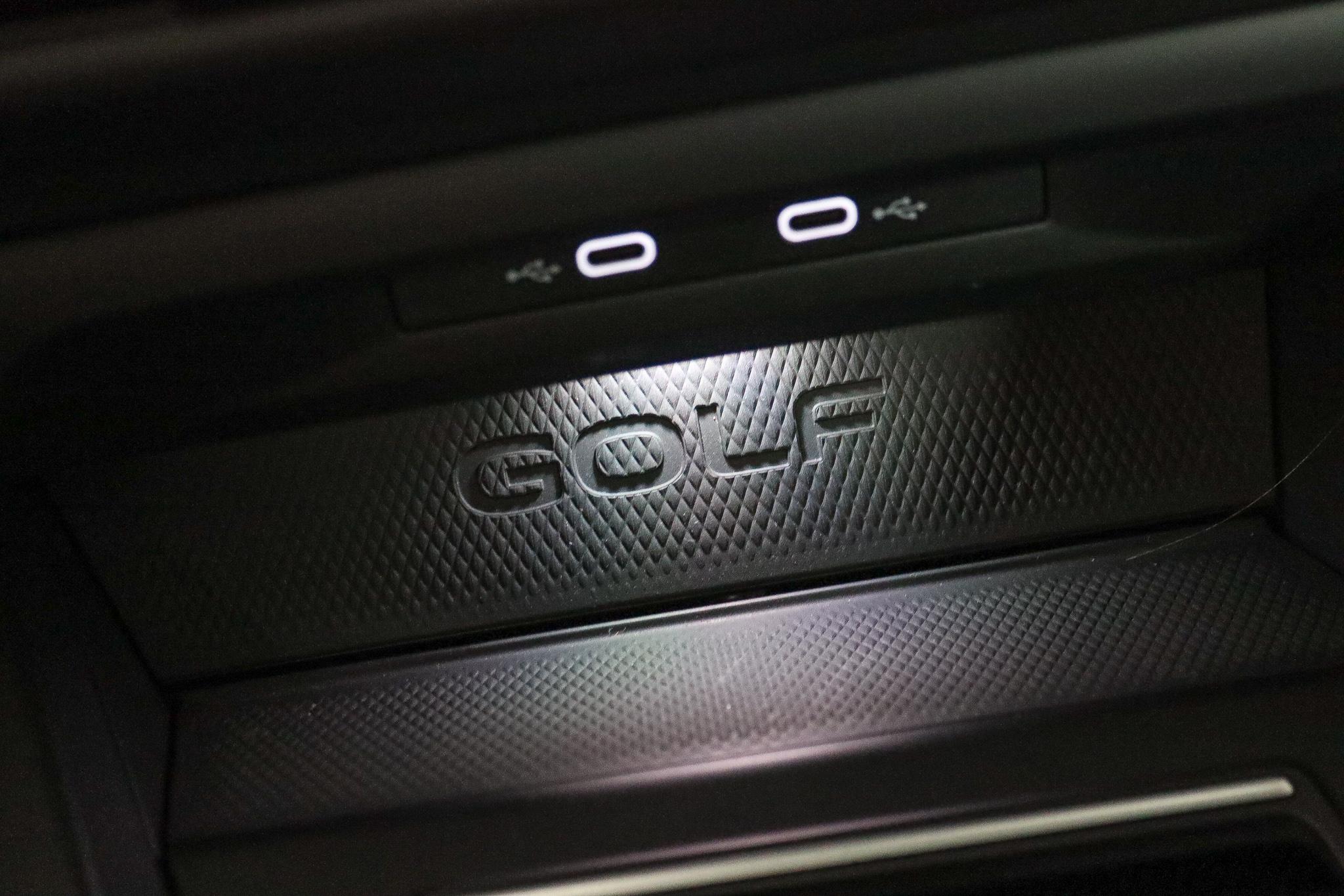 Foto van Volkswagen Golf GTE