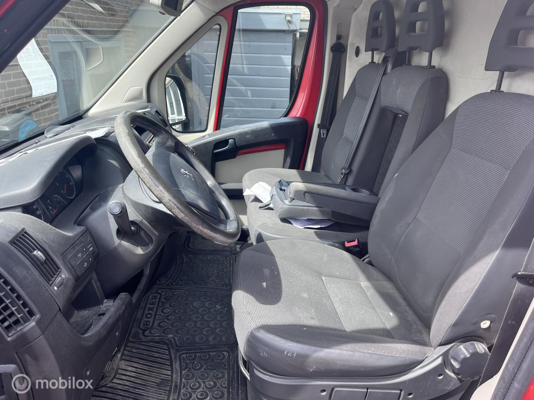 Foto van Peugeot Peugeot Boxer