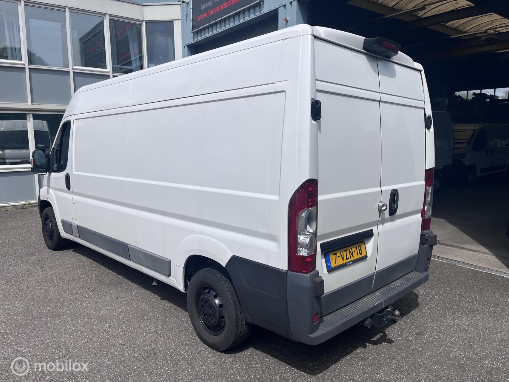 Foto van Peugeot Peugeot Boxer