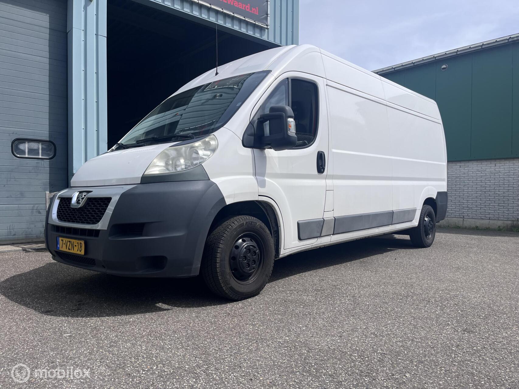 Foto van Peugeot Peugeot Boxer