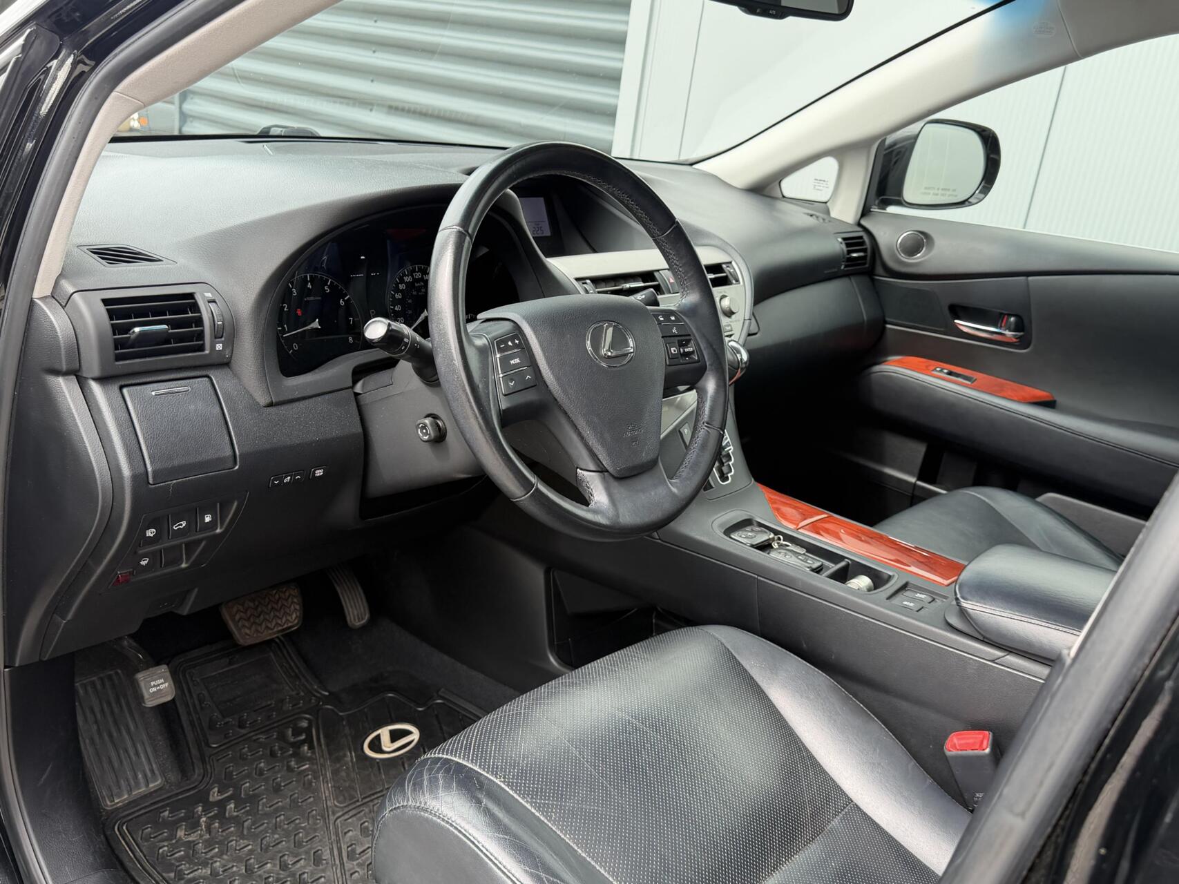 Foto van Lexus Rx350
