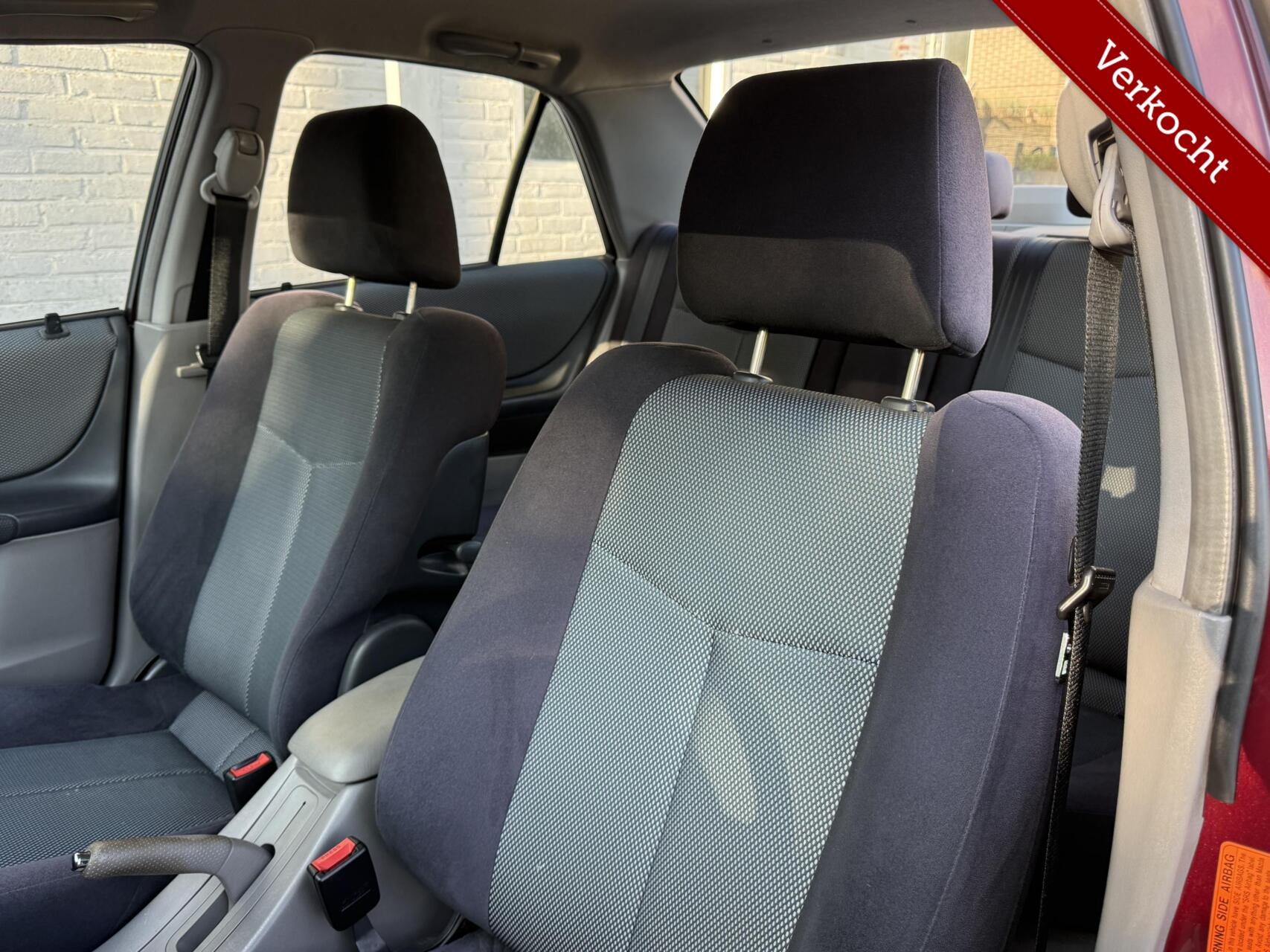 Foto van Mazda Mazda 323