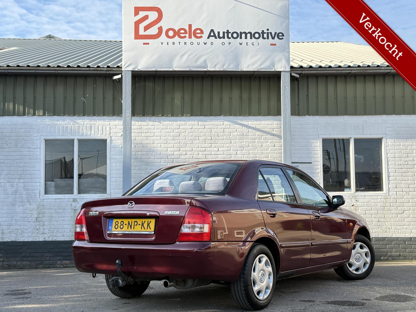 Foto van Mazda Mazda 323