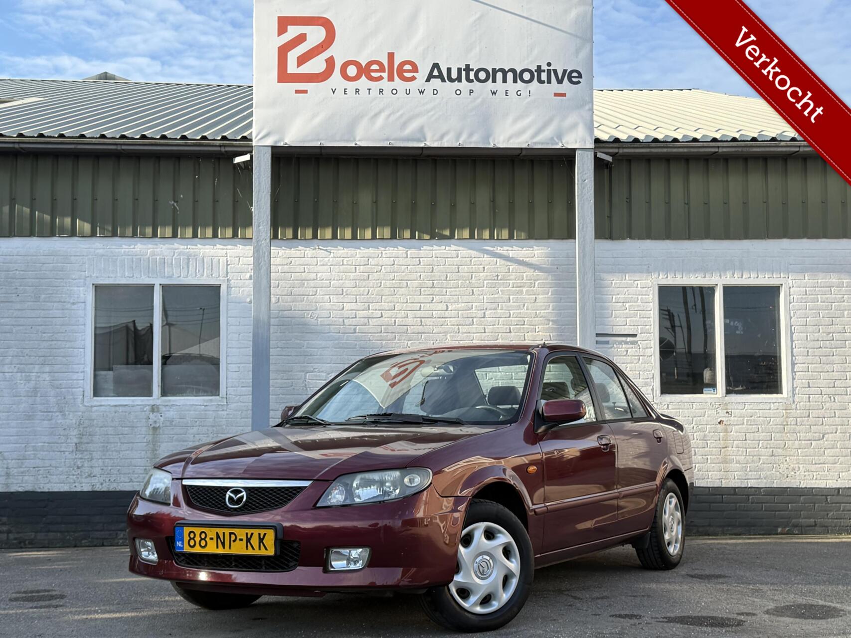 Mazda Mazda 323 1.6i Exclusive / Airco / Nwe APK! / Weinig KM! 2004 - voorkant