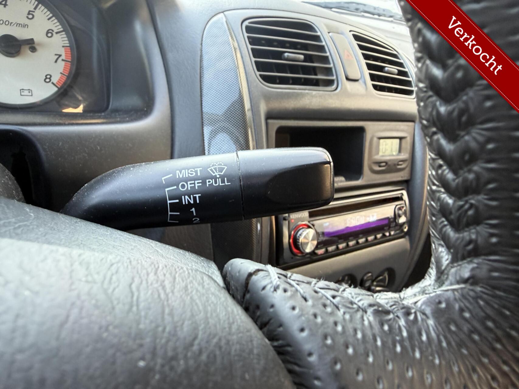 Foto van Mazda Mazda 323