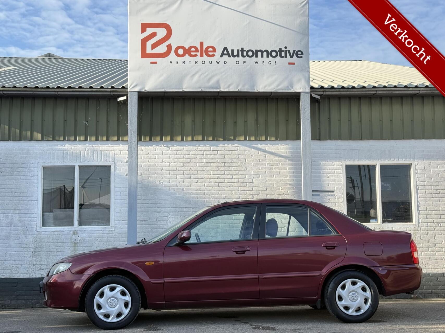 Foto van Mazda Mazda 323