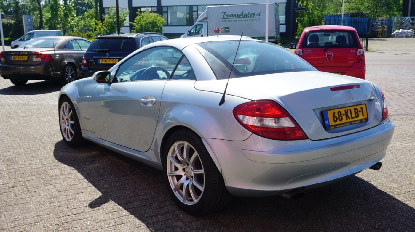 Foto van Mercedes-Benz SLK 200 Kompressor