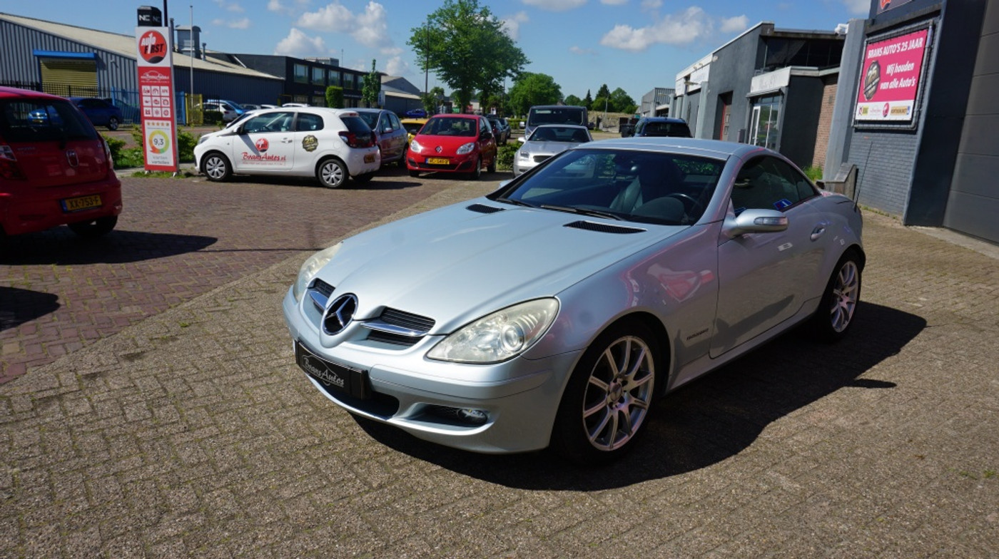 Foto van Mercedes-Benz SLK 200 Kompressor