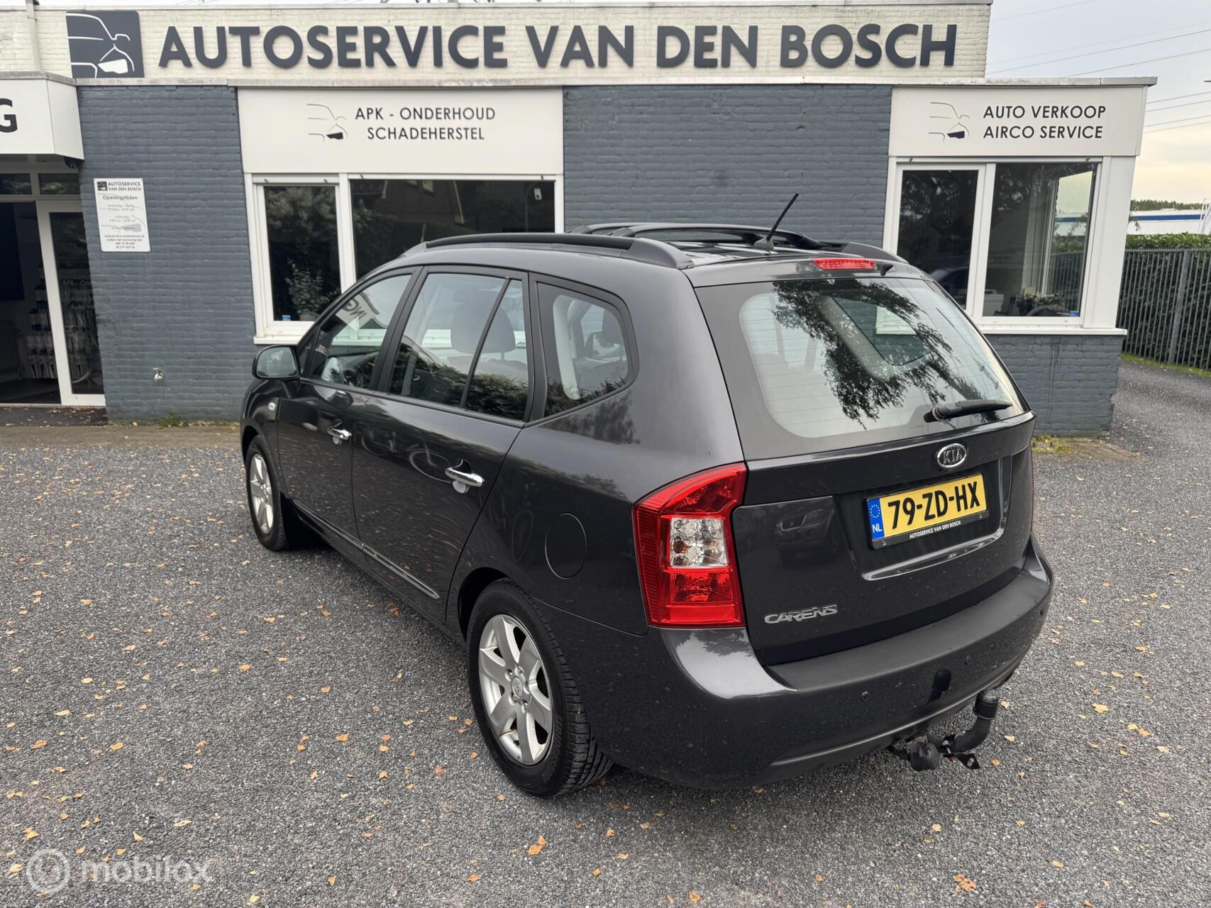 Foto van Kia Carens