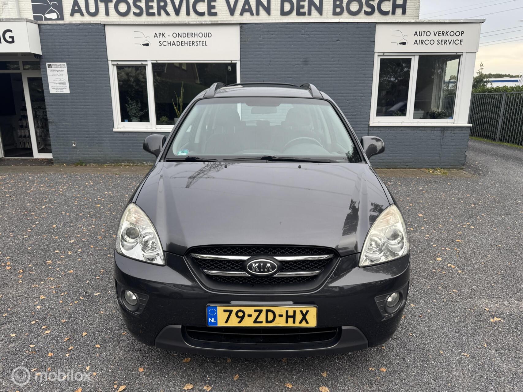 Foto van Kia Carens