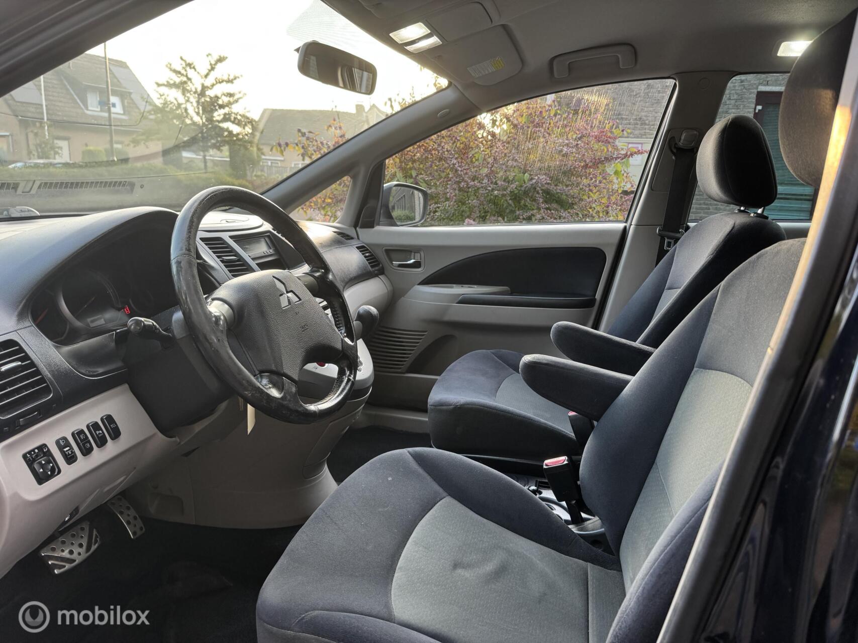 Foto van Mitsubishi Mitsubishi Grandis