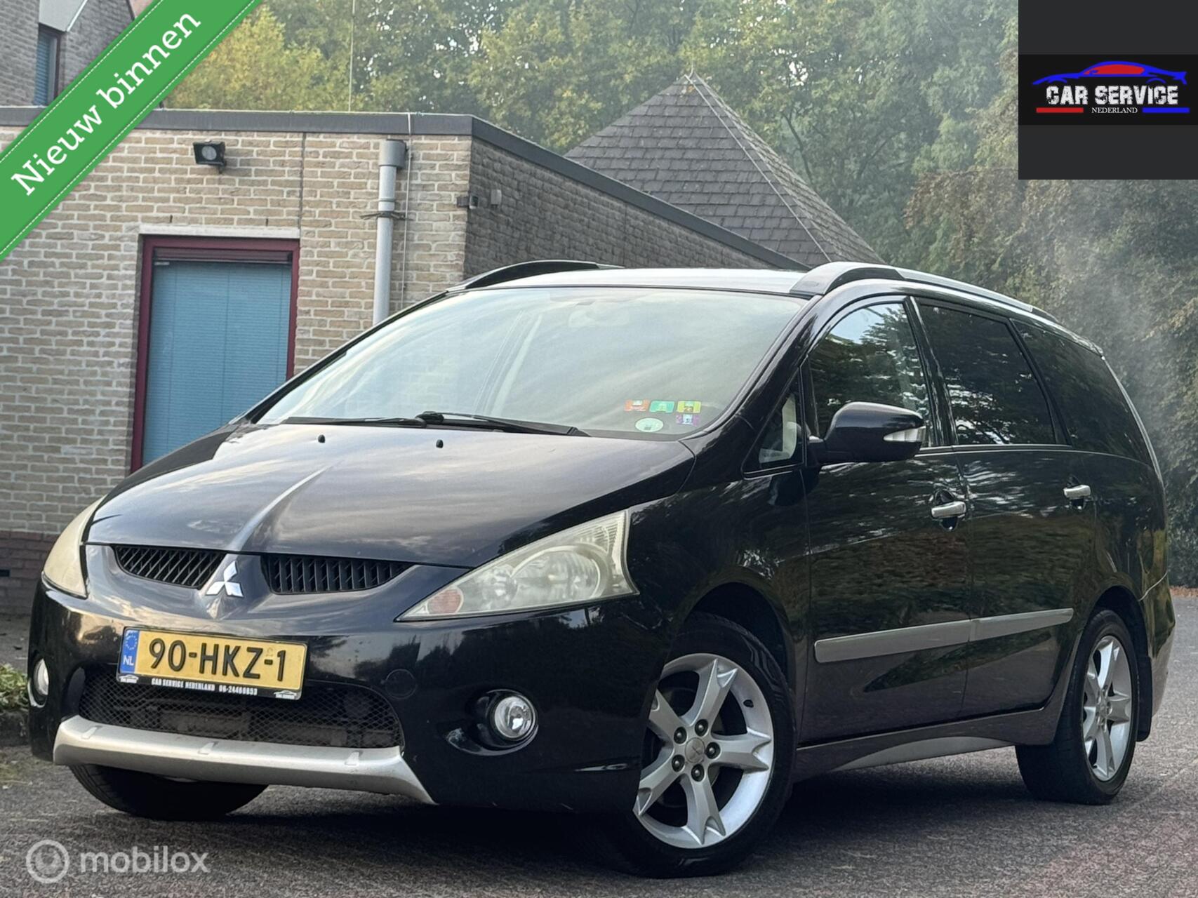 Mitsubishi Mitsubishi Grandis 2.4-16V InSport|NAP|APK|TREKHAAK|7PERSOON 2009 - voorkant