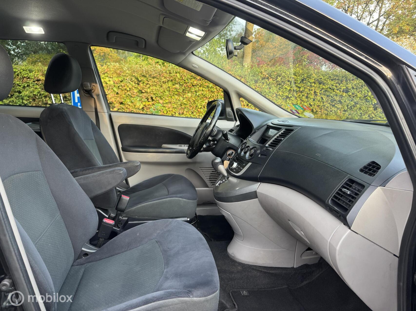 Foto van Mitsubishi Mitsubishi Grandis