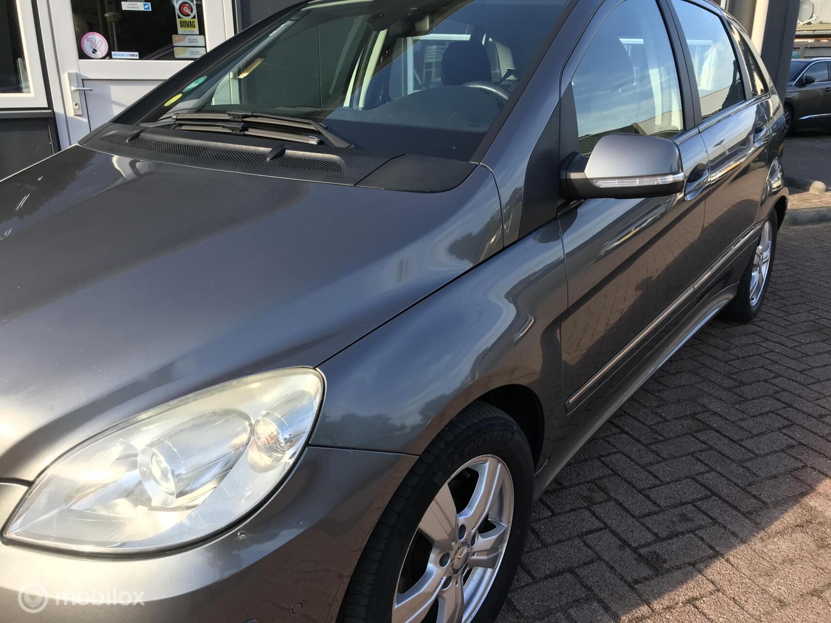 Foto van Mercedes-Benz B 200 Turbo