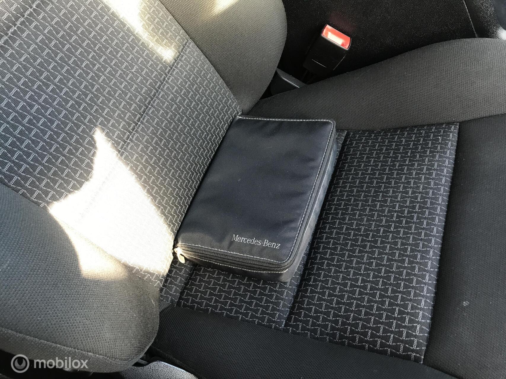 Foto van Mercedes-Benz B 200 Turbo