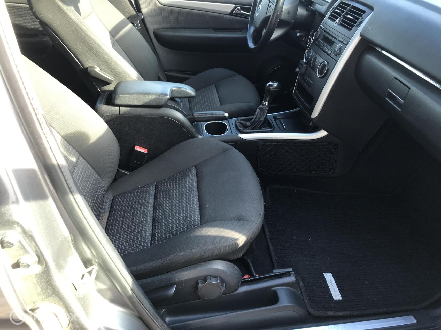 Foto van Mercedes-Benz B 200 Turbo