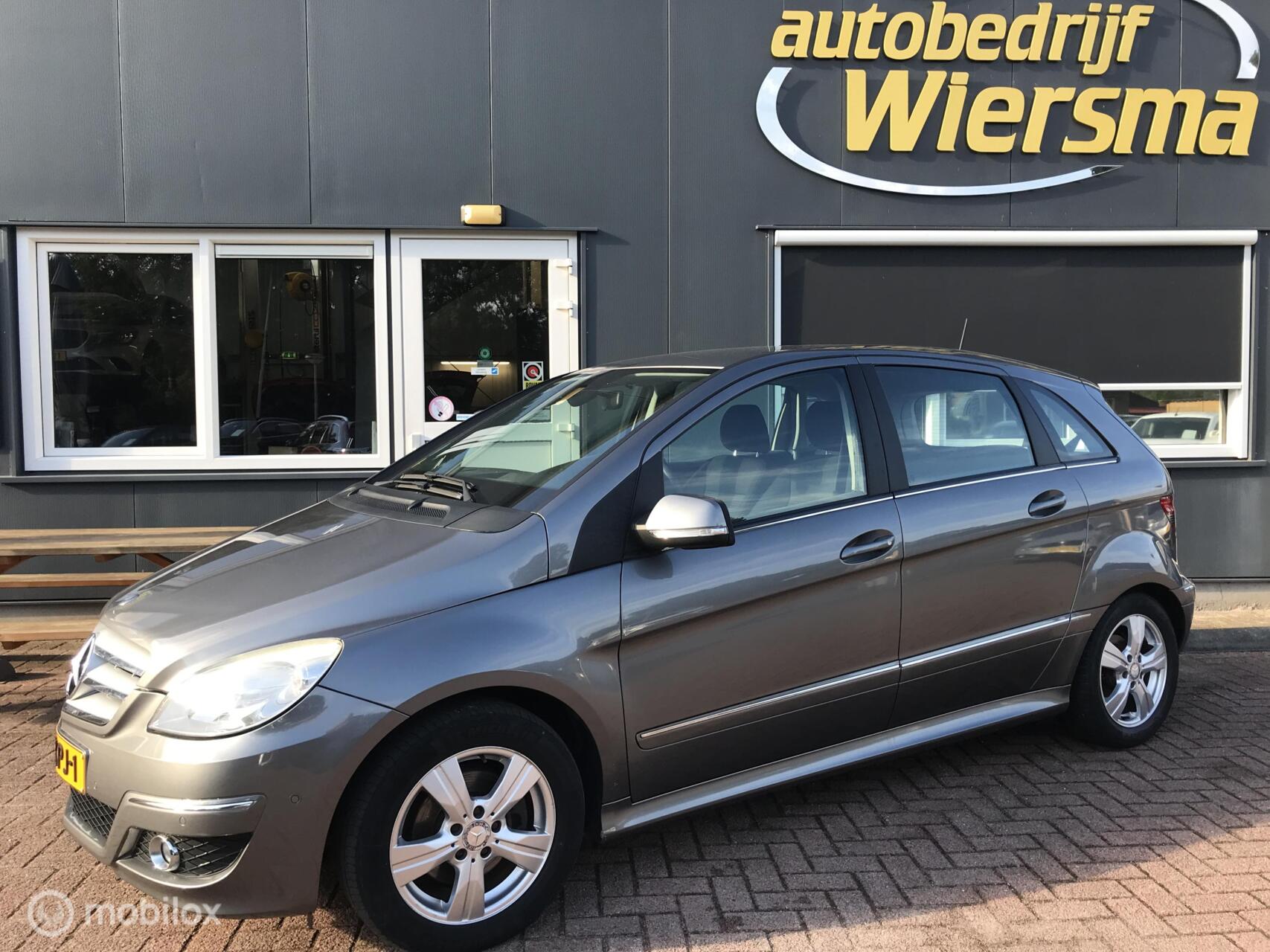 Mercedes-Benz B 200 Turbo 200 Turbo 2010 - voorkant