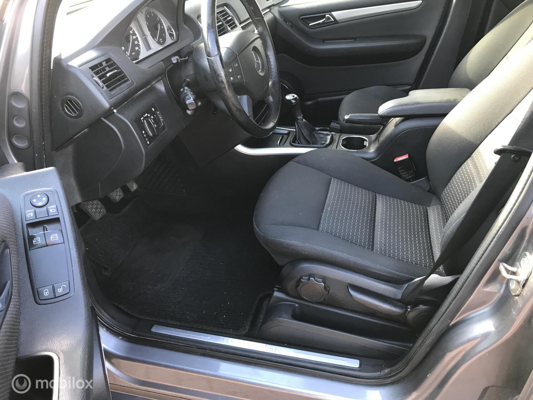 Foto van Mercedes-Benz B 200 Turbo