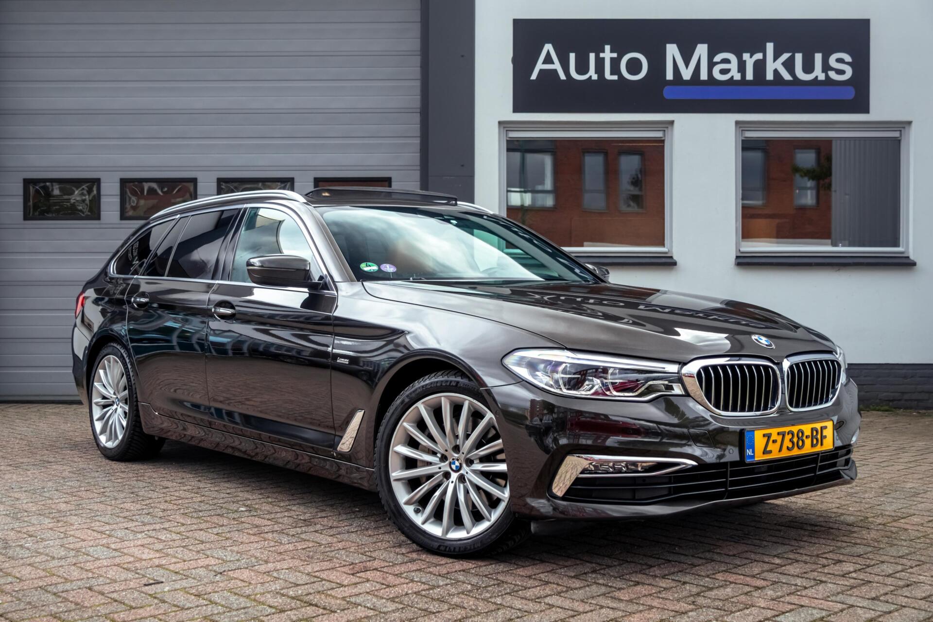 BMW 530i xDrive 530i xDrive Luxury Line|Pano|4WS|Softclose|H&K|Keyless 2018 - voorkant