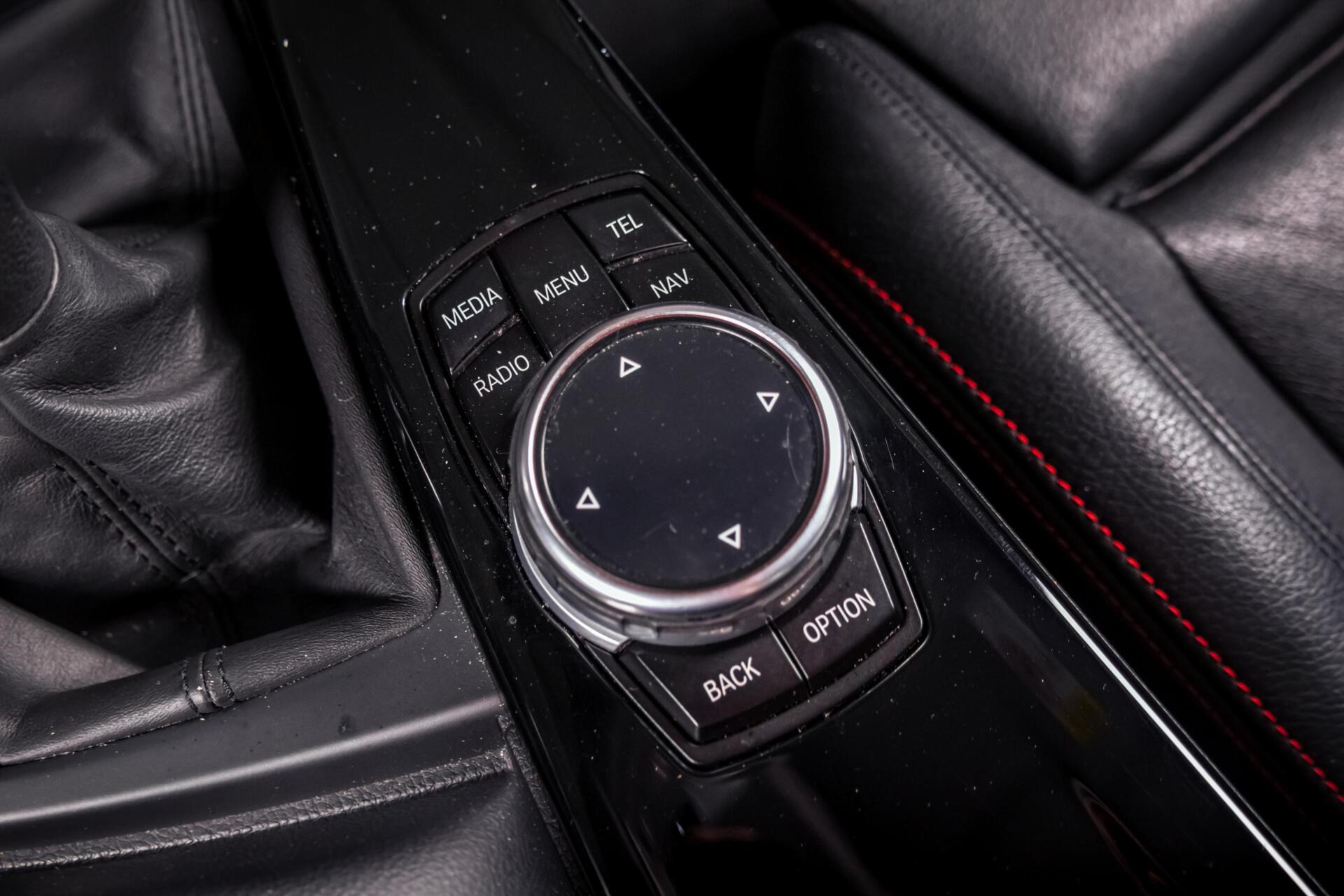 Foto van BMW 320i Ed
