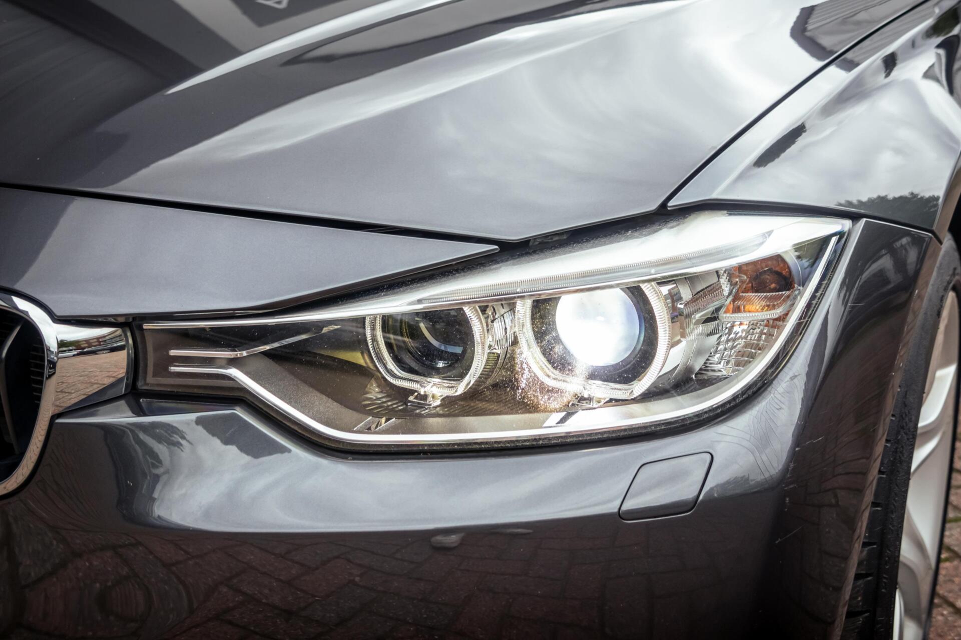 Foto van BMW 320i Ed