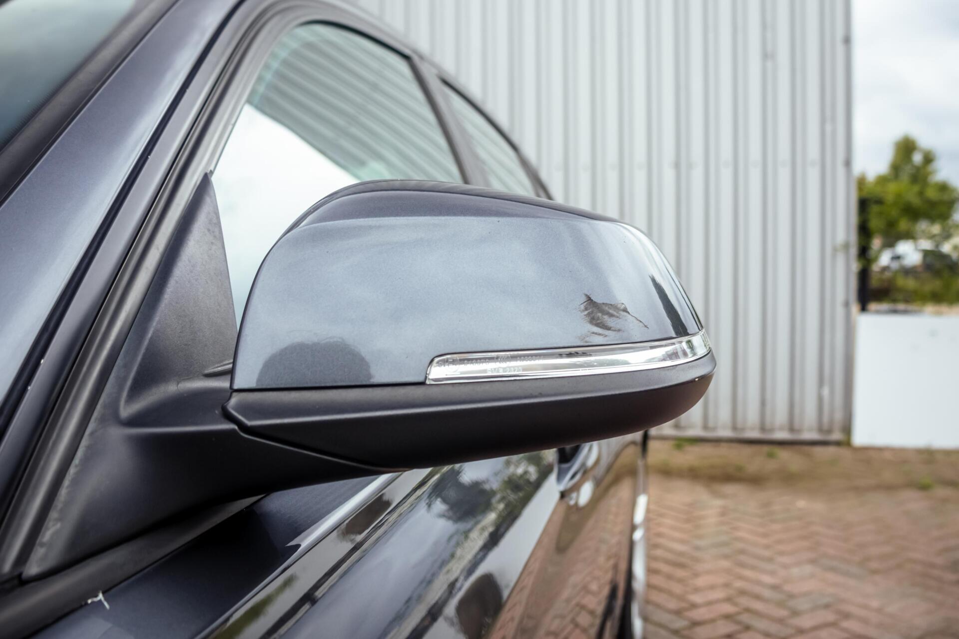 Foto van BMW 320i Ed