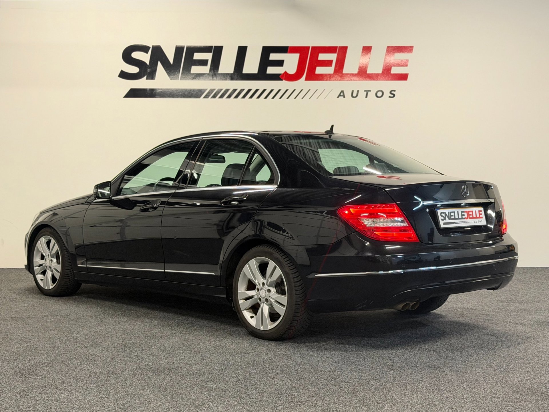 Foto van Mercedes-Benz C 180
