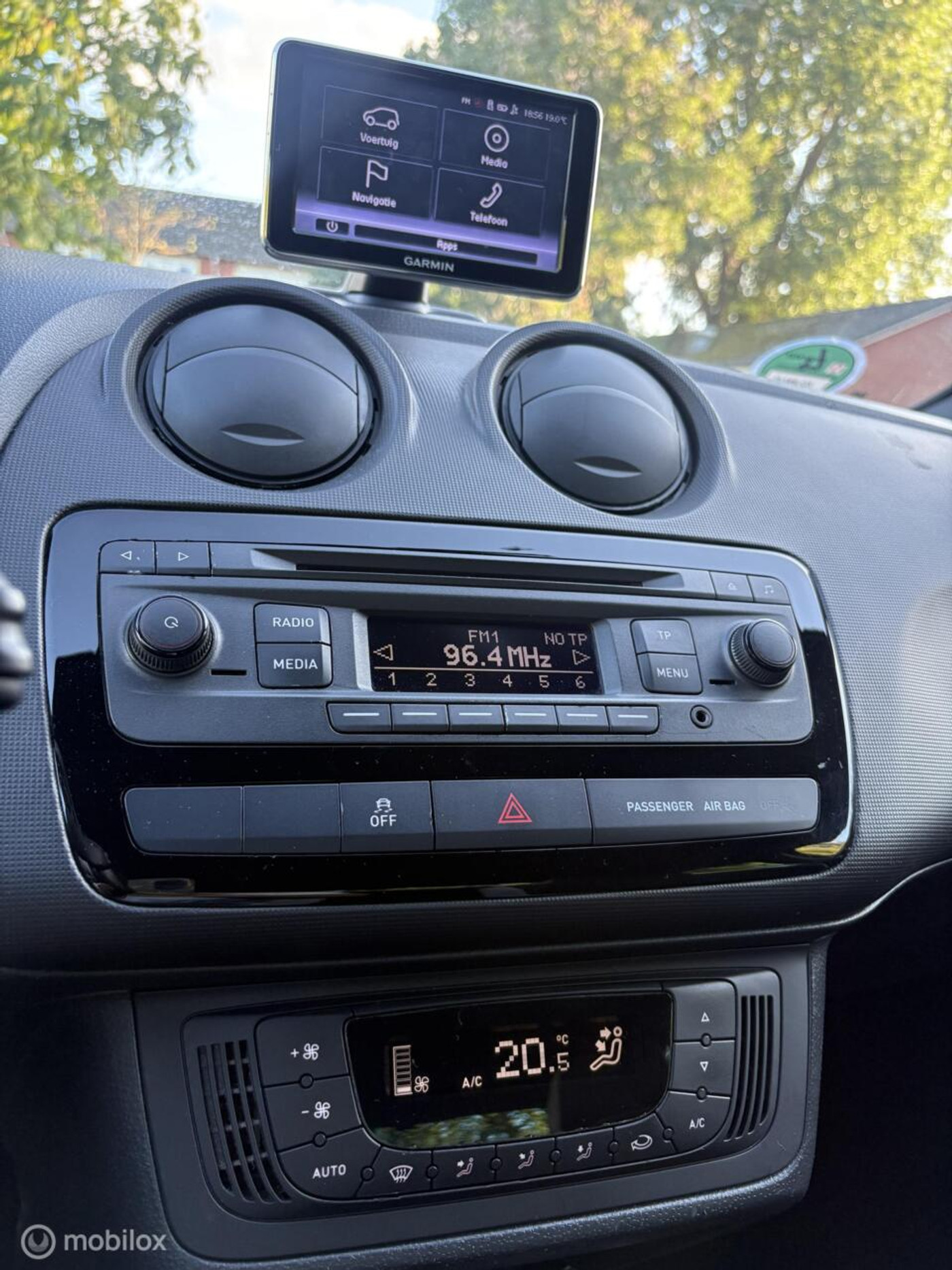 Foto van Seat Ibiza SC