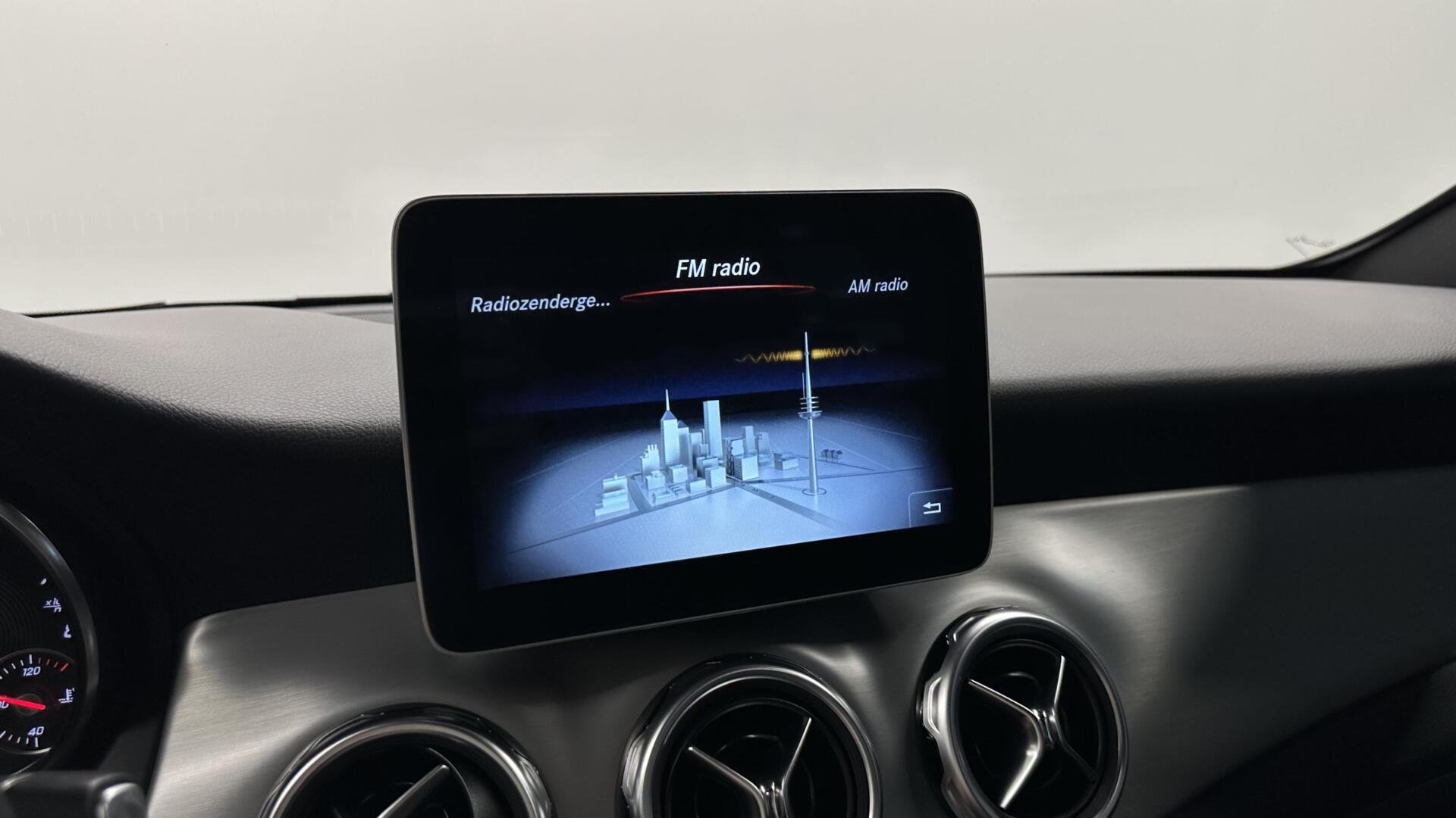 Foto van Mercedes-Benz Gla 180