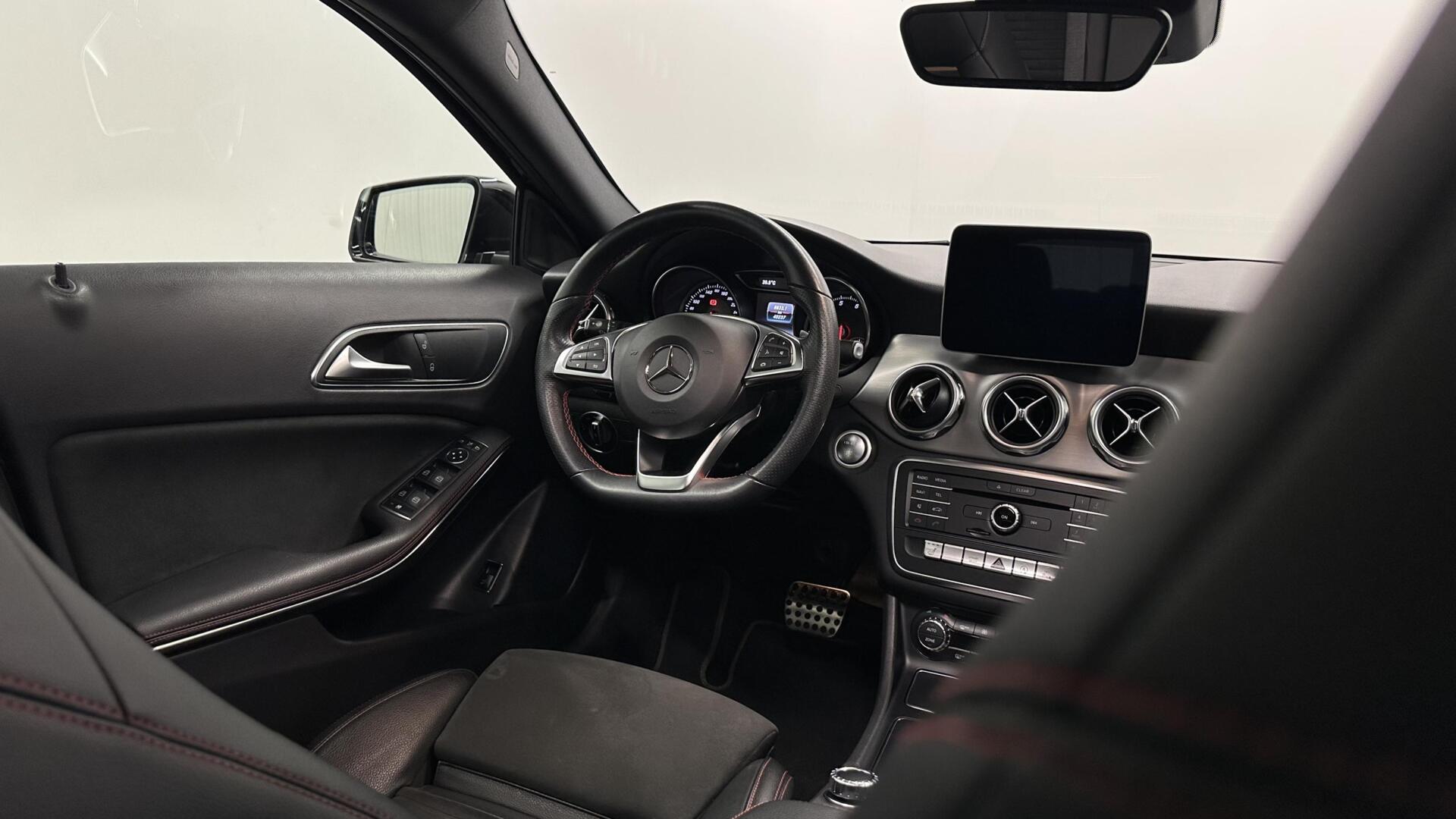 Foto van Mercedes-Benz Gla 180